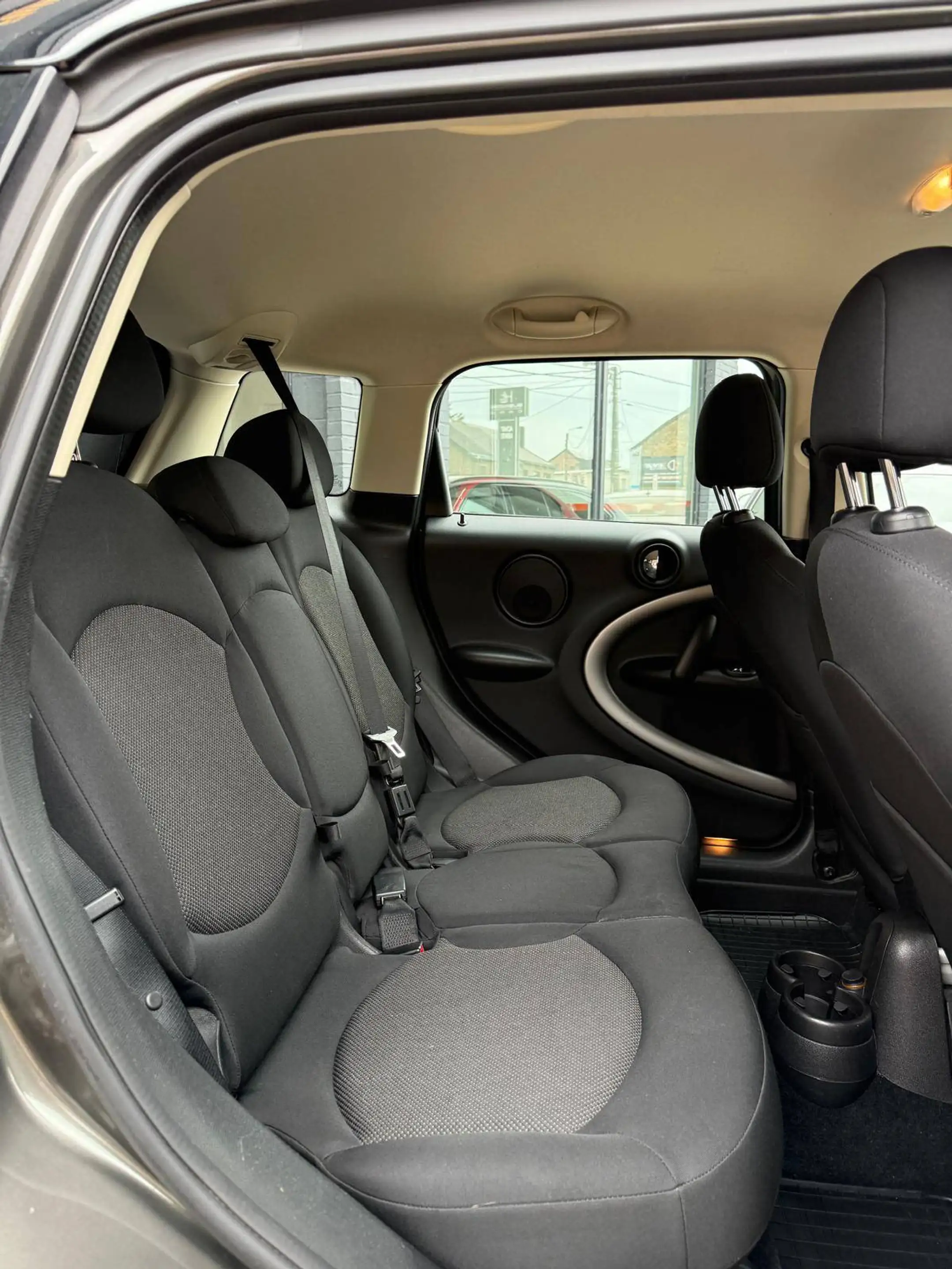 MINI Cooper D Countryman Mini Countryman 1.6 D Cooper ALL4 DPF — photo 12