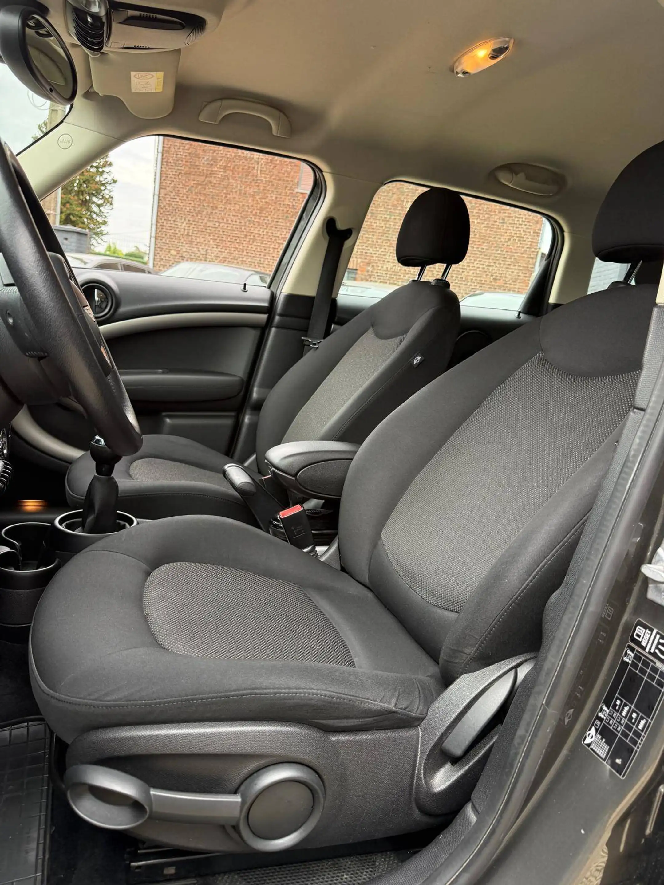 MINI Cooper D Countryman Mini Countryman 1.6 D Cooper ALL4 DPF — photo 13