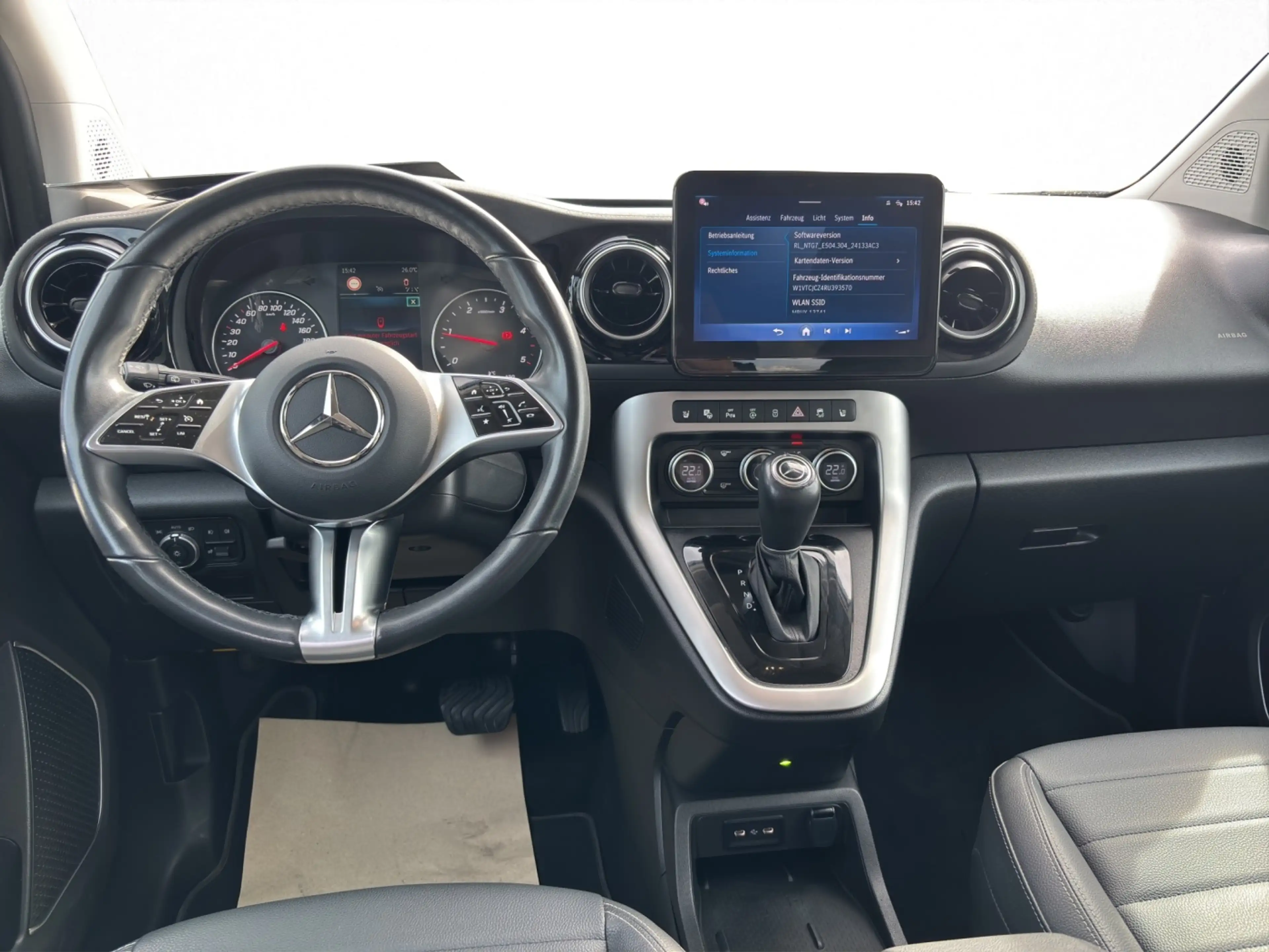 Mercedes-Benz T-Class T 180 d PROGRESSIVE Standard AHK AUT Kam. KlimaA — photo 9