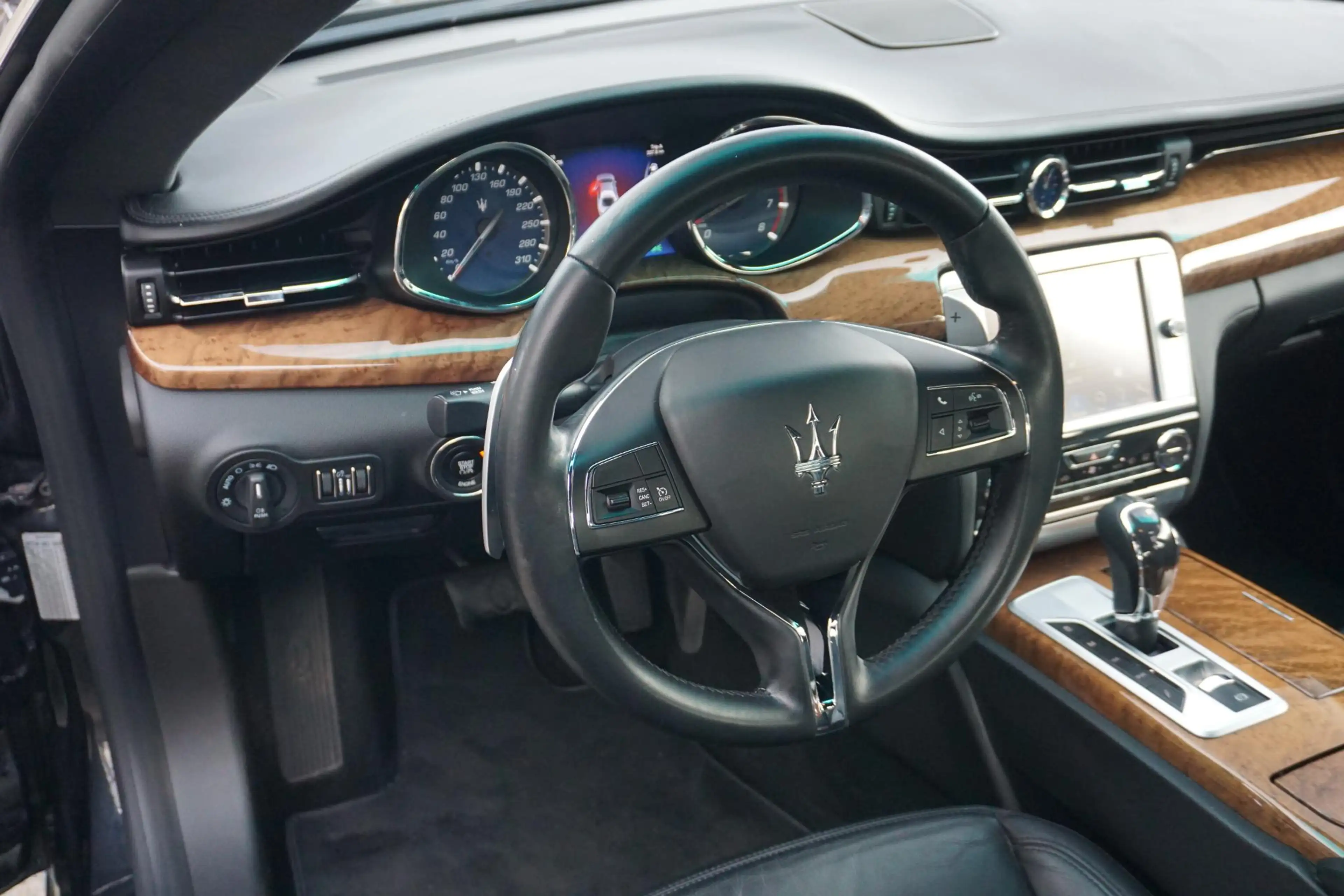 Maserati Quattroporte 3.0 S — photo 3