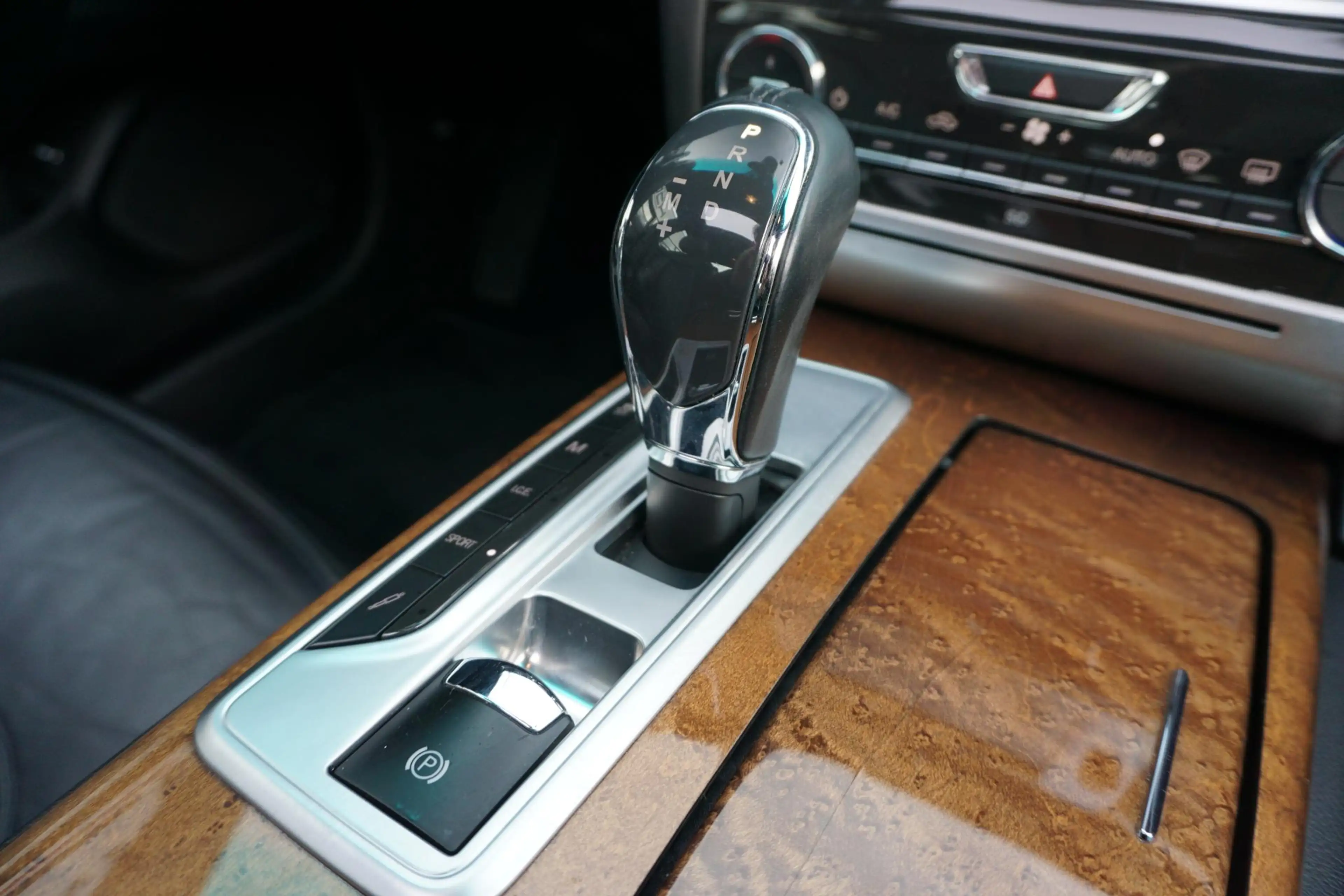 Maserati Quattroporte 3.0 S — photo 13