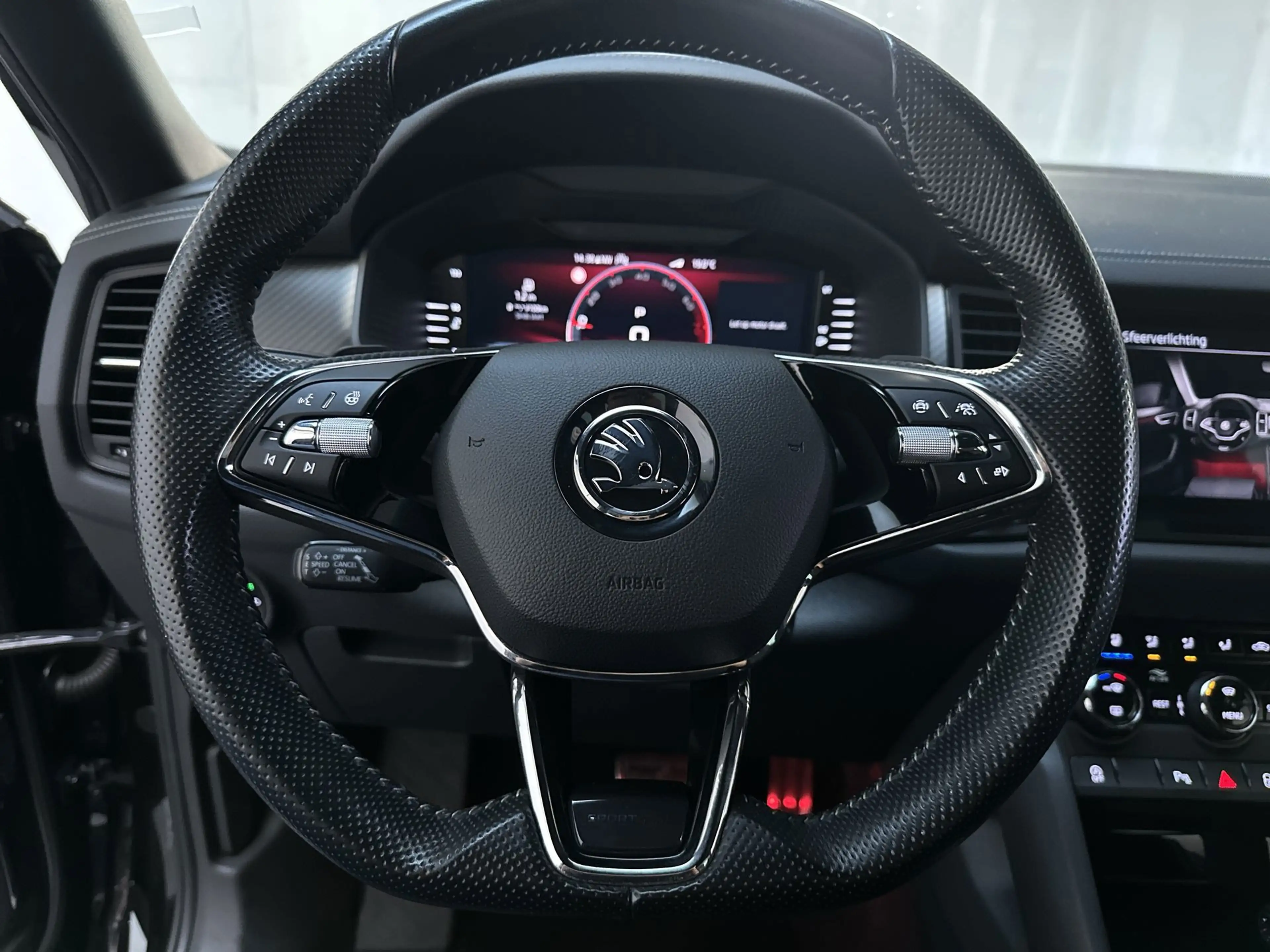 Skoda Kodiaq 1.5 TSI DSG Sportline Business 7p. Leder Stoelverw — photo 9