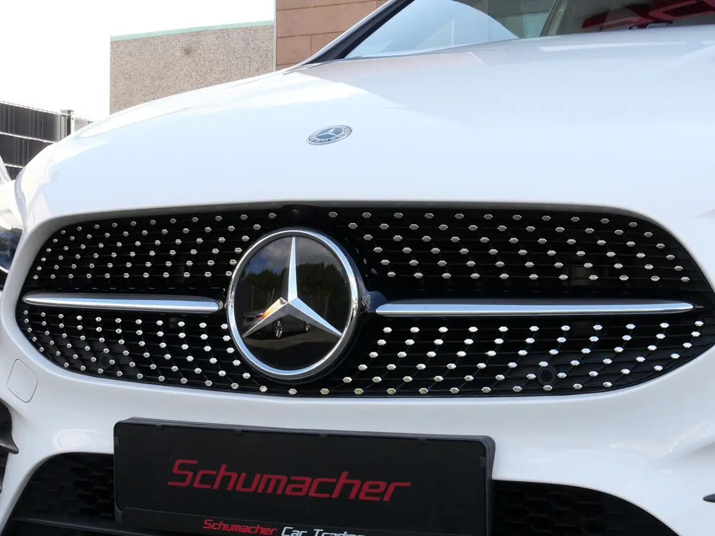 Mercedes-Benz B 250 4Mat. AMG+Night.ACC,360°,Pano,Belüft.Burm. Weiß - 2