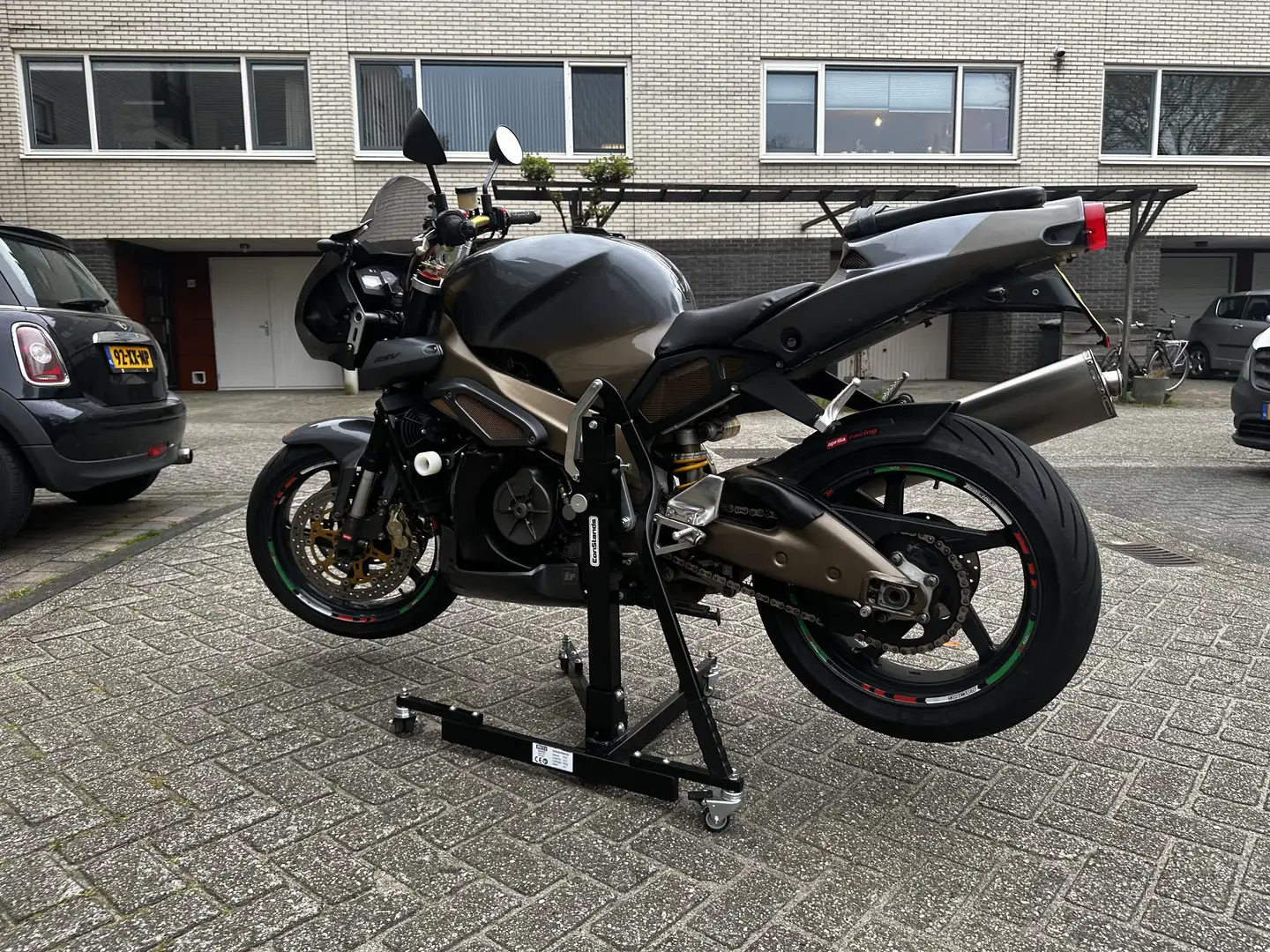 Aprilia Tuono RP 1000 Grijs - 1