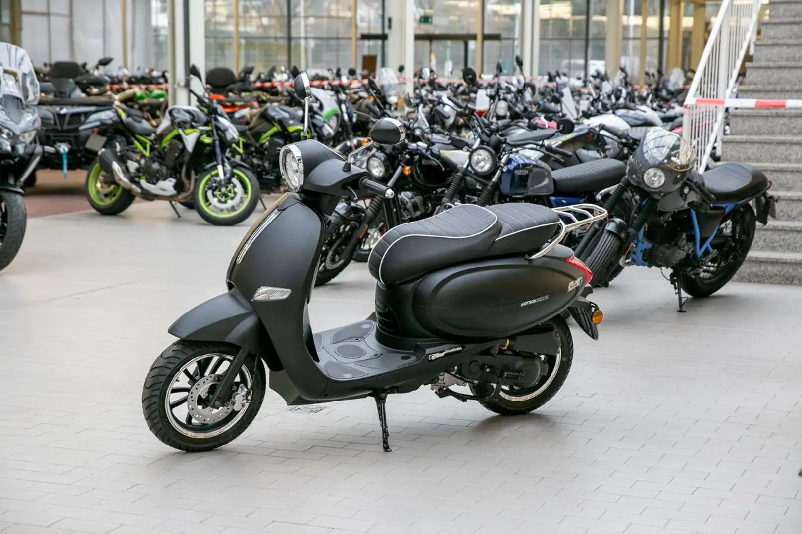 Motron Ideo 50, sofort lieferbar, Lieferservice Gris - 2