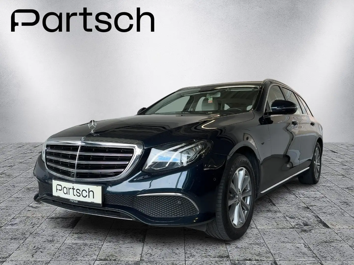 Mercedes-Benz E 220 d T-Modell Exclusive Widescreen LED Vert - 1
