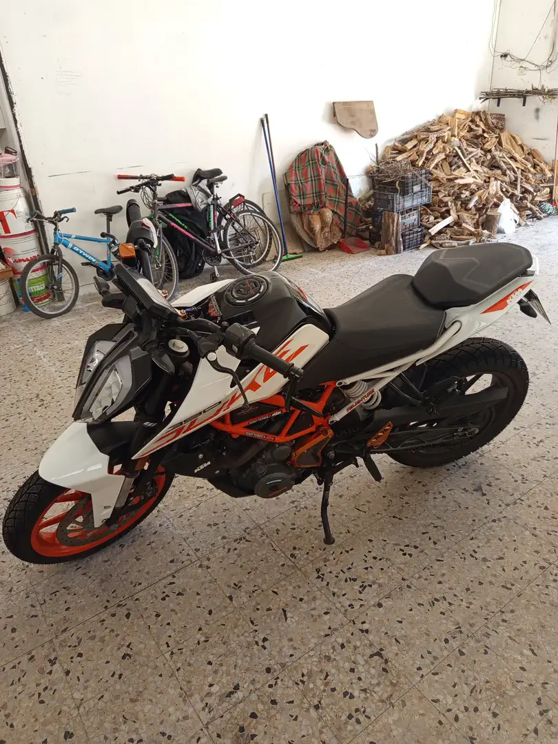 KTM 390 Duke ABS Alb - 2