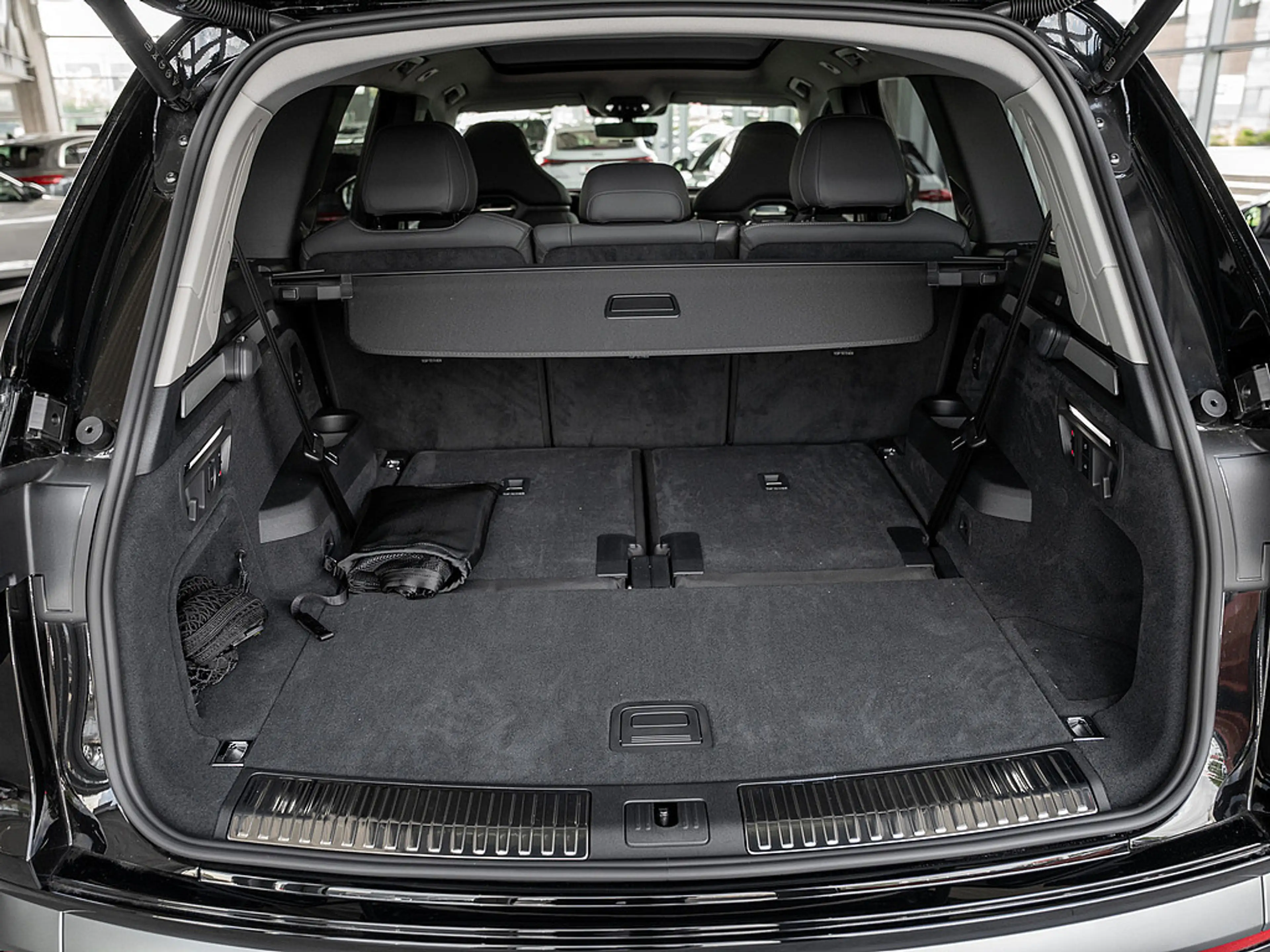 Audi Q7 TDI quattro tiptronic AHK PANO KAM STHZG — photo 14