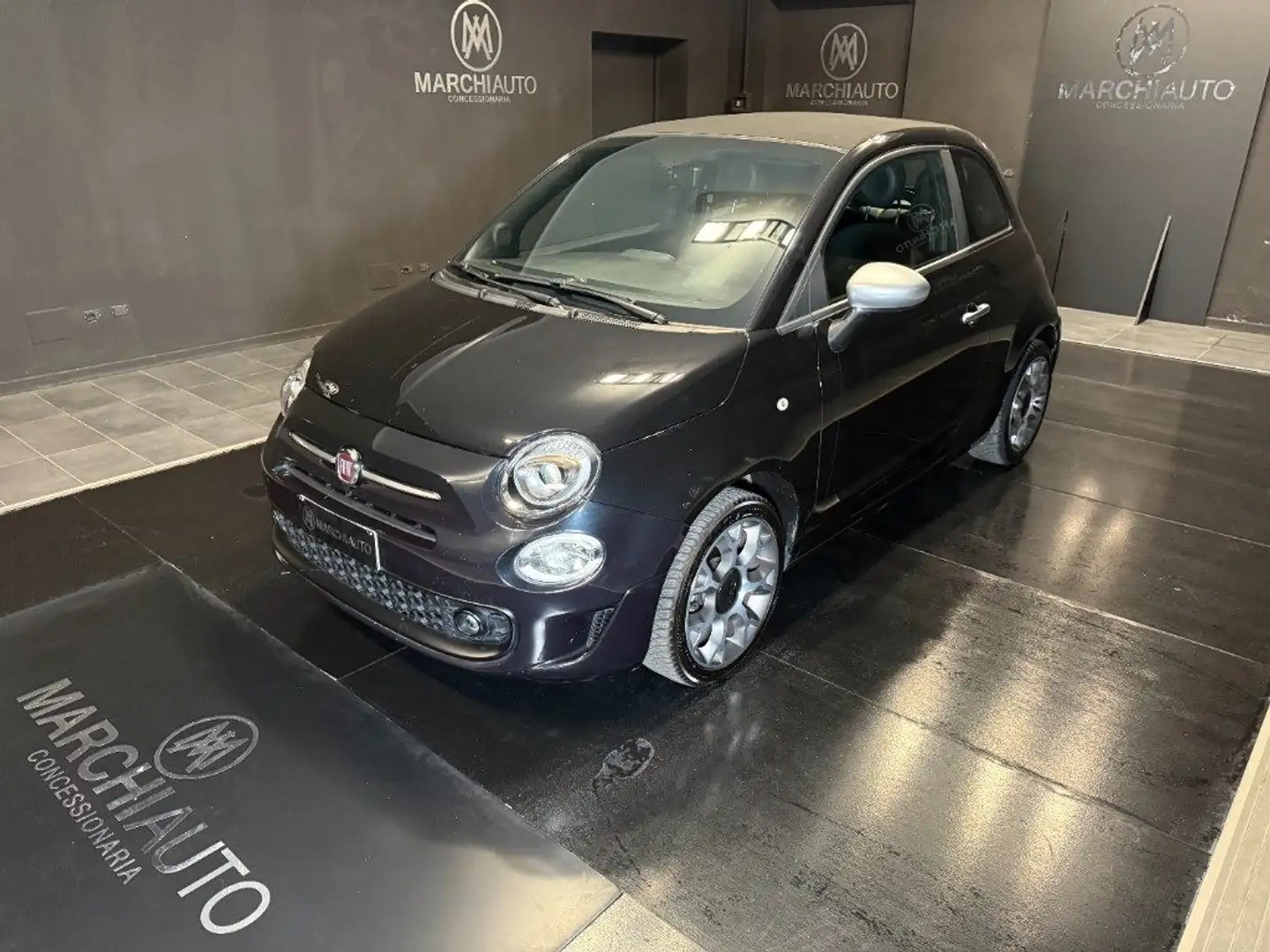 Fiat 500C 1.0 Hybrid Rockstar Nero - 1