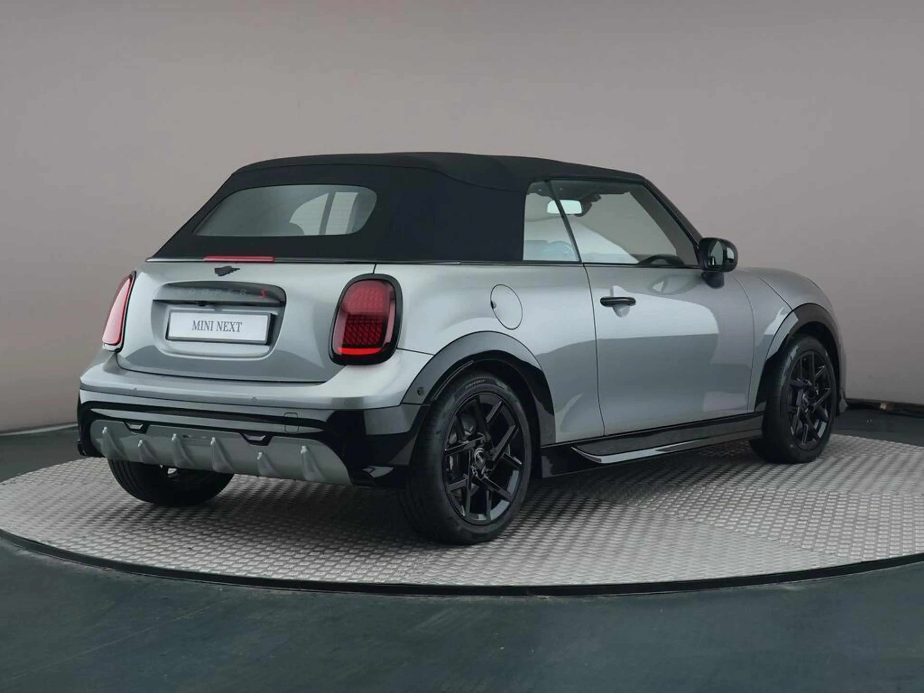 MINI Cooper S Cabrio 2.0 John Cooper Works L — photo 10