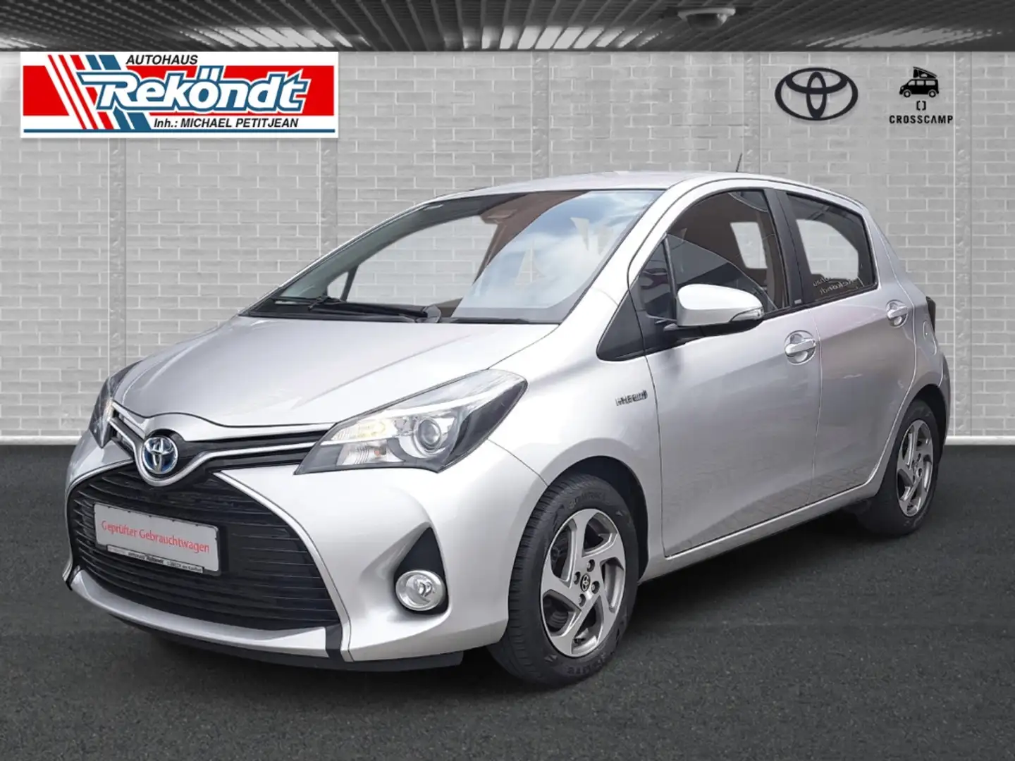 Toyota Yaris Edition-S 1,5 Hybrid Sitzheizung, Rückfahrkamera Silber - 1