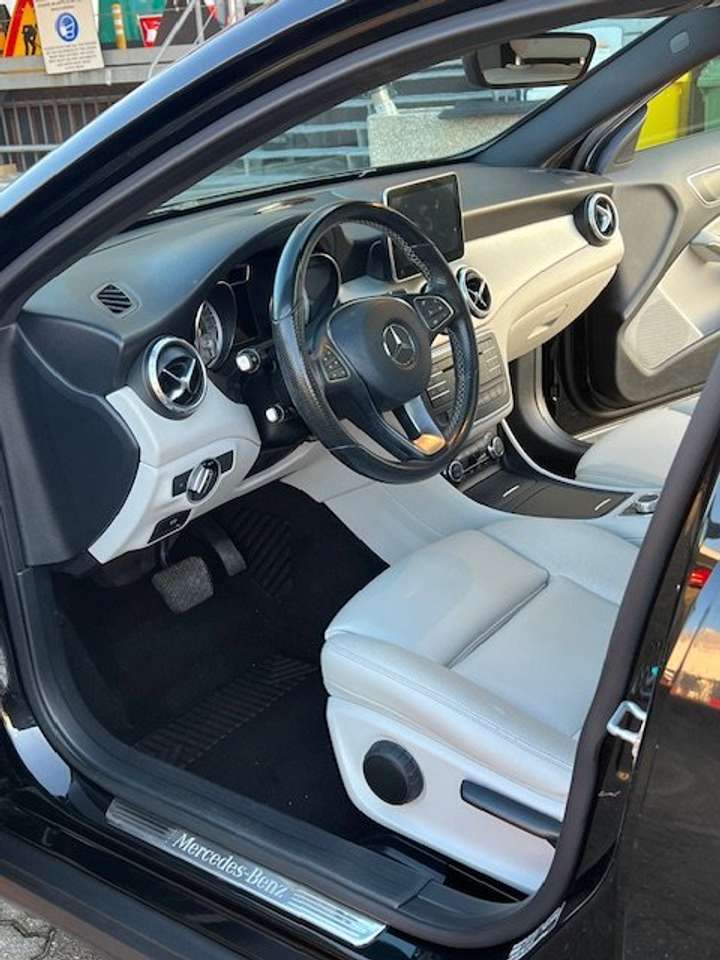 Mercedes-Benz GLA 220 X156 2015 d Sport 4matic 177cv auto 7G