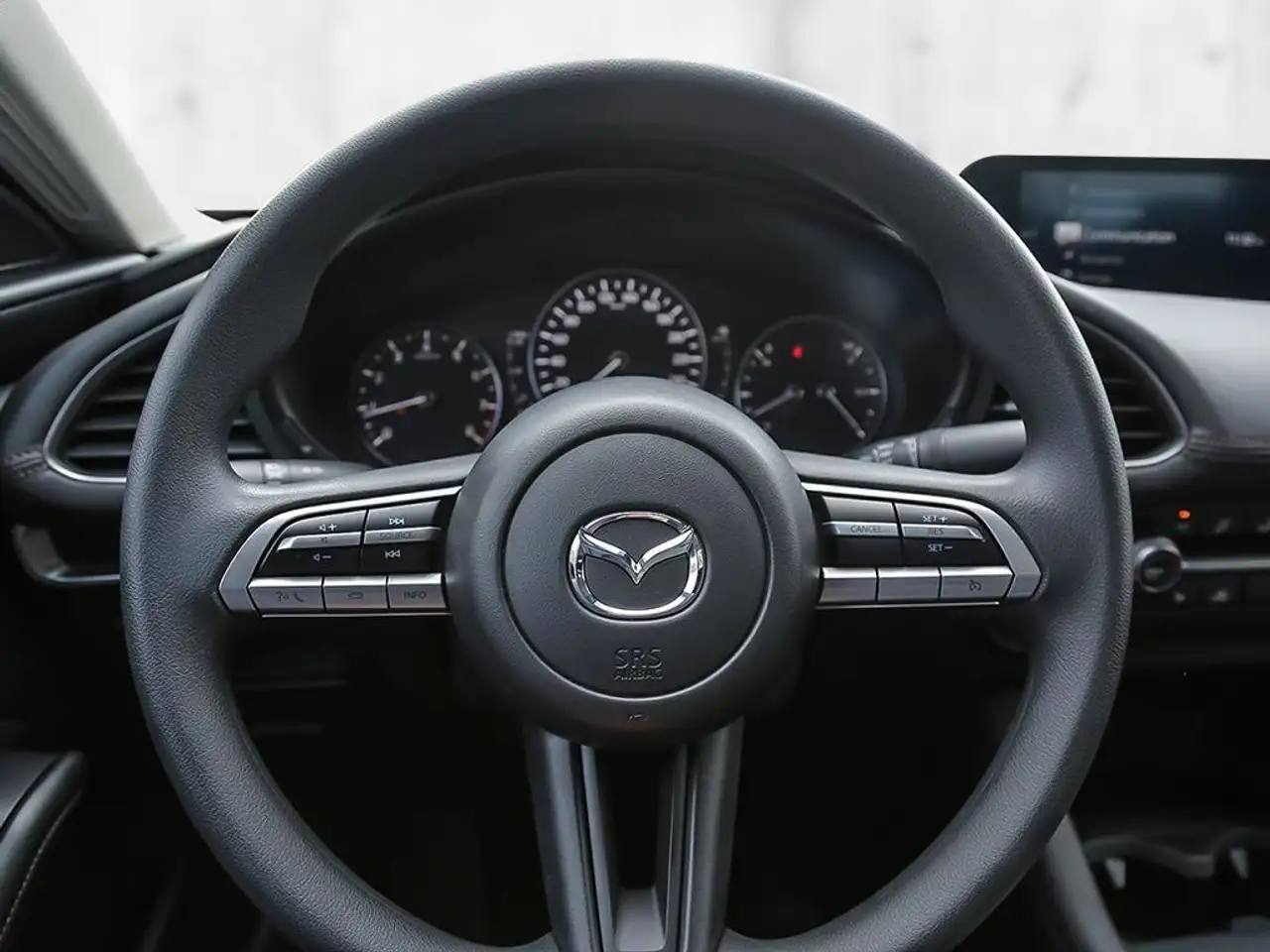 Mazda 3 снимка Mazda 3