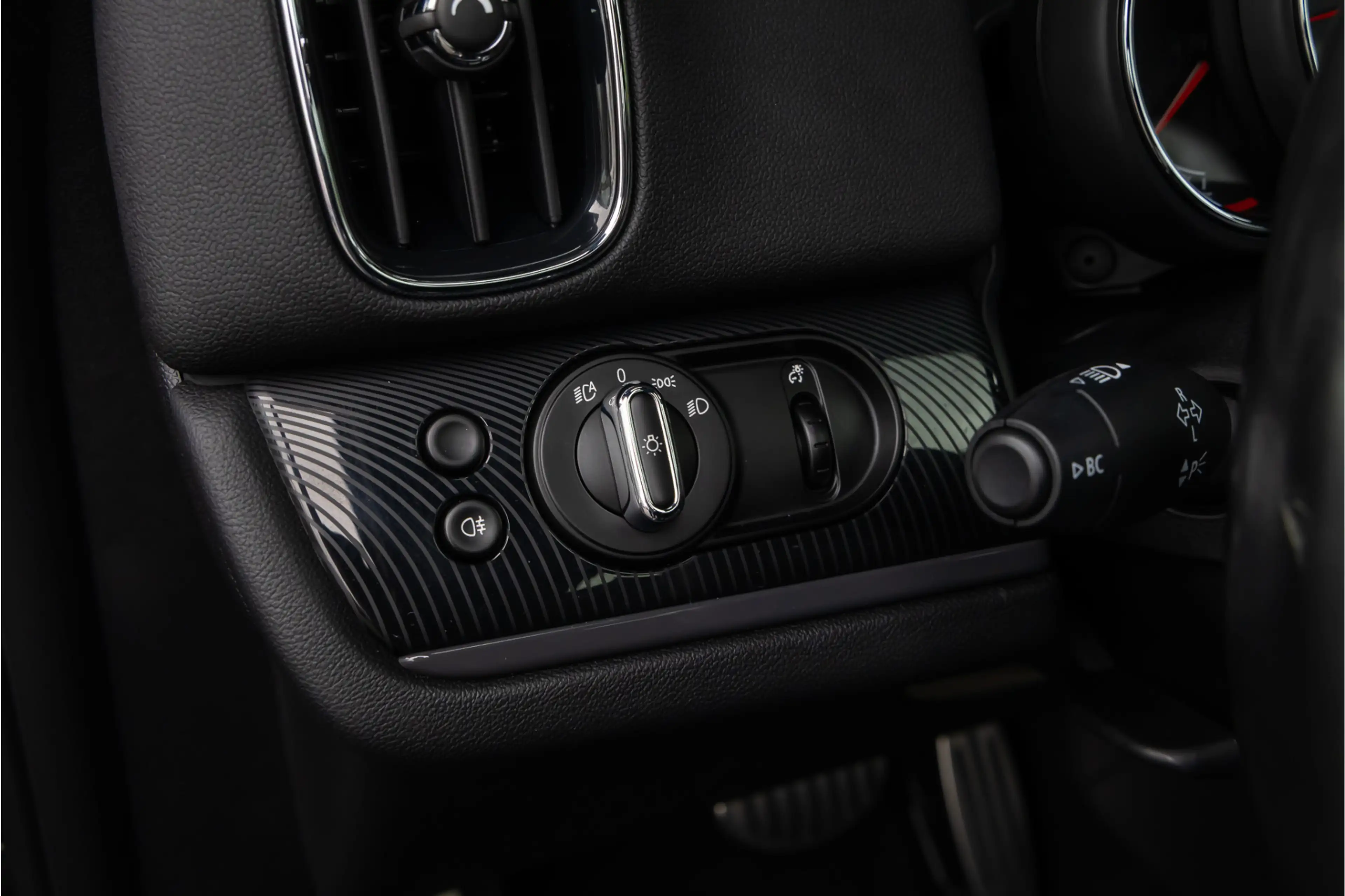 MINI John Cooper Works Countryman 2.0 ALL4 Chili — photo 43