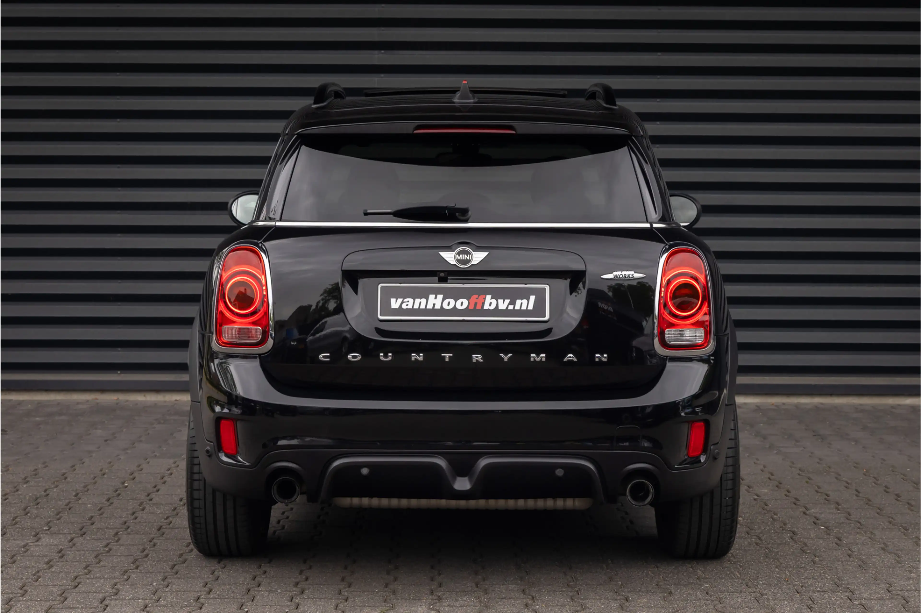 MINI John Cooper Works Countryman 2.0 ALL4 Chili — photo 22