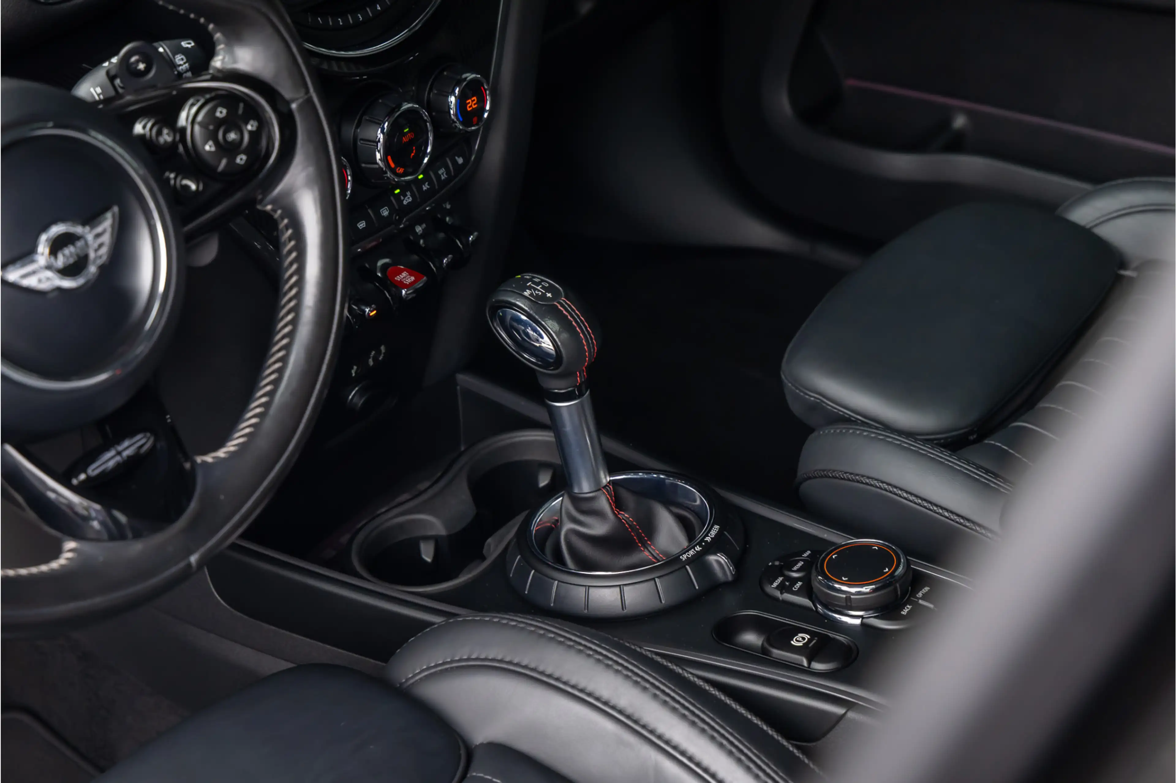 MINI John Cooper Works Countryman 2.0 ALL4 Chili — photo 35