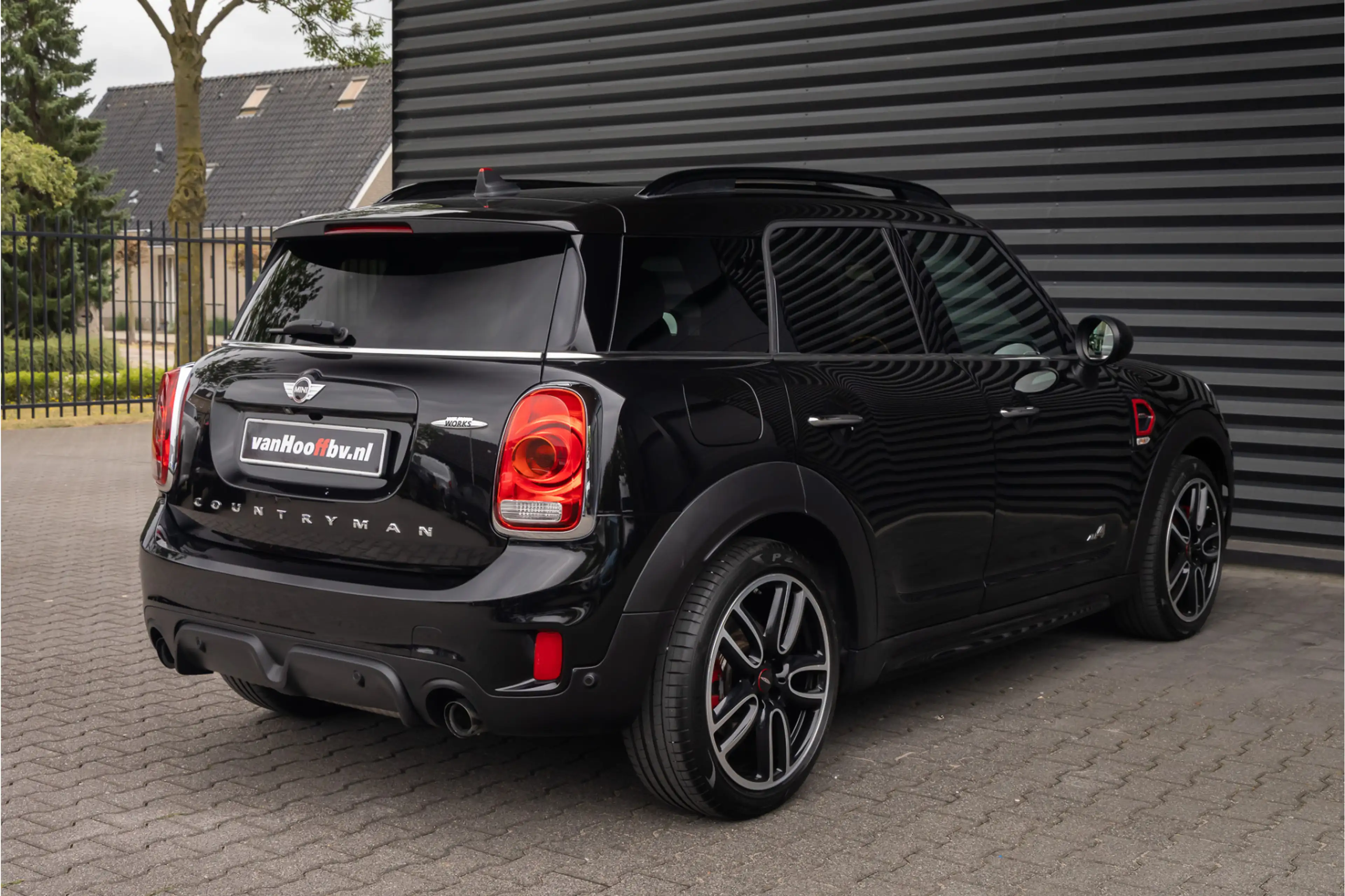MINI John Cooper Works Countryman 2.0 ALL4 Chili — photo 24