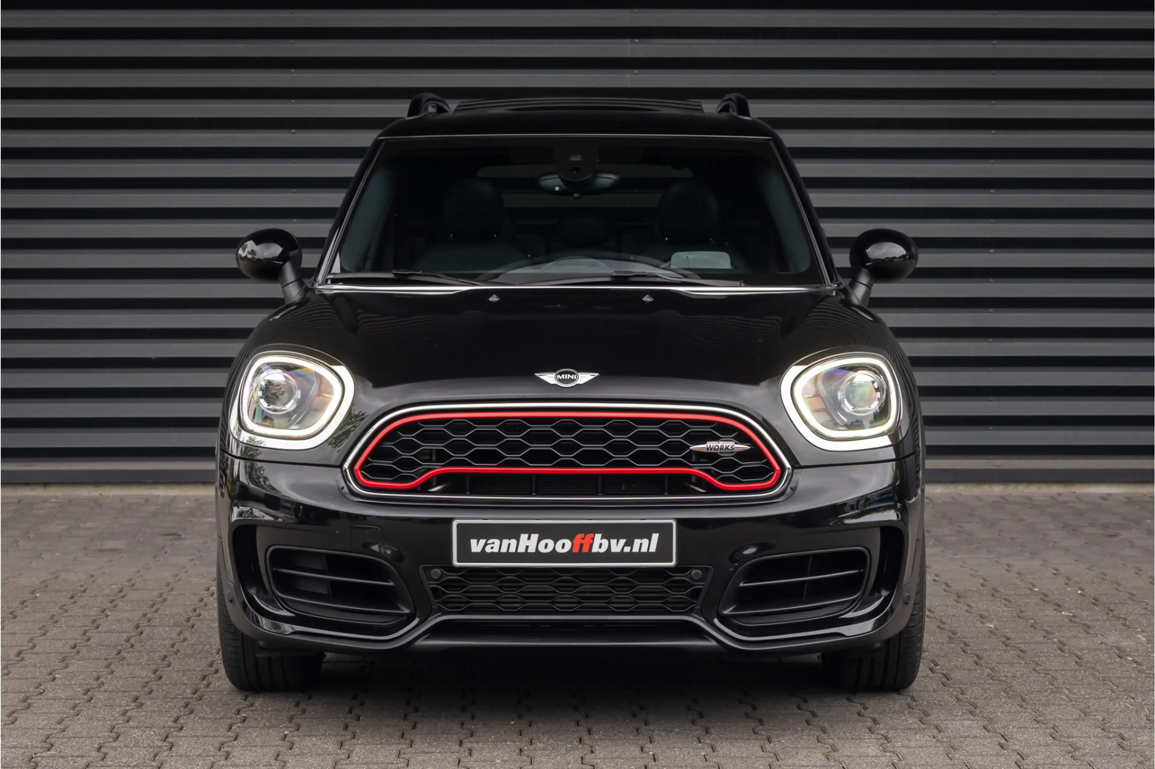 MINI John Cooper Works Countryman 2.0 ALL4 Chili — photo 3