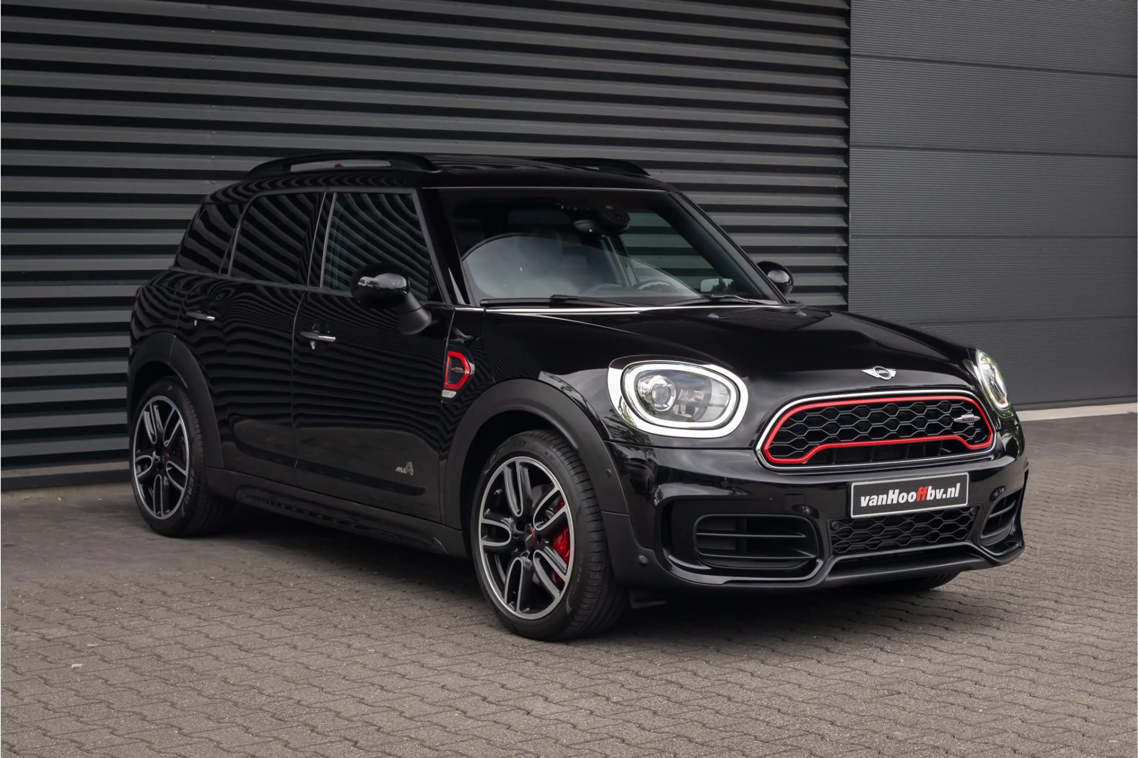 MINI John Cooper Works Countryman 2.0 ALL4 Chili — photo 5