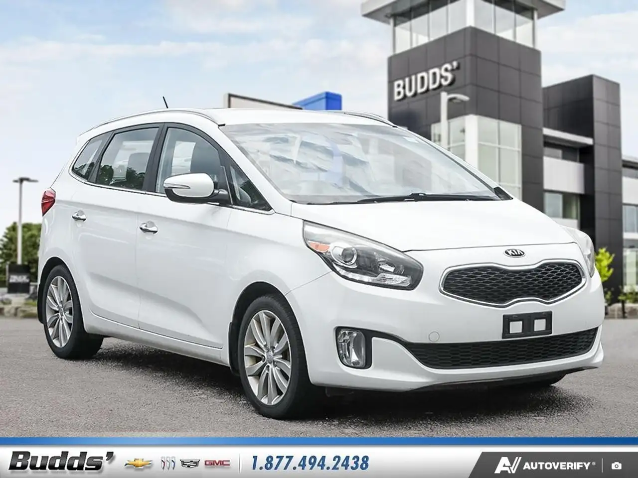 Kia Rondo снимка Kia Rondo