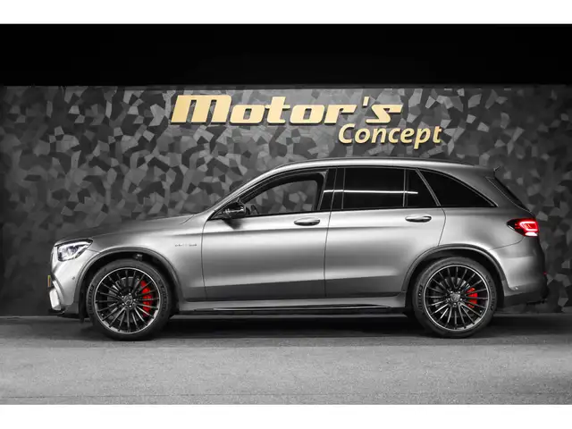 Mercedes-Benz GLC view 2