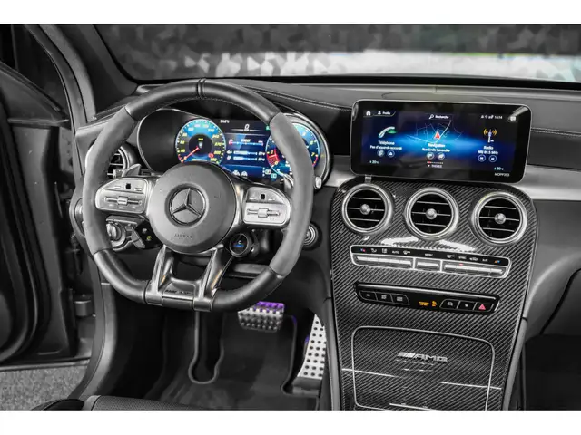 Mercedes-Benz GLC view 12