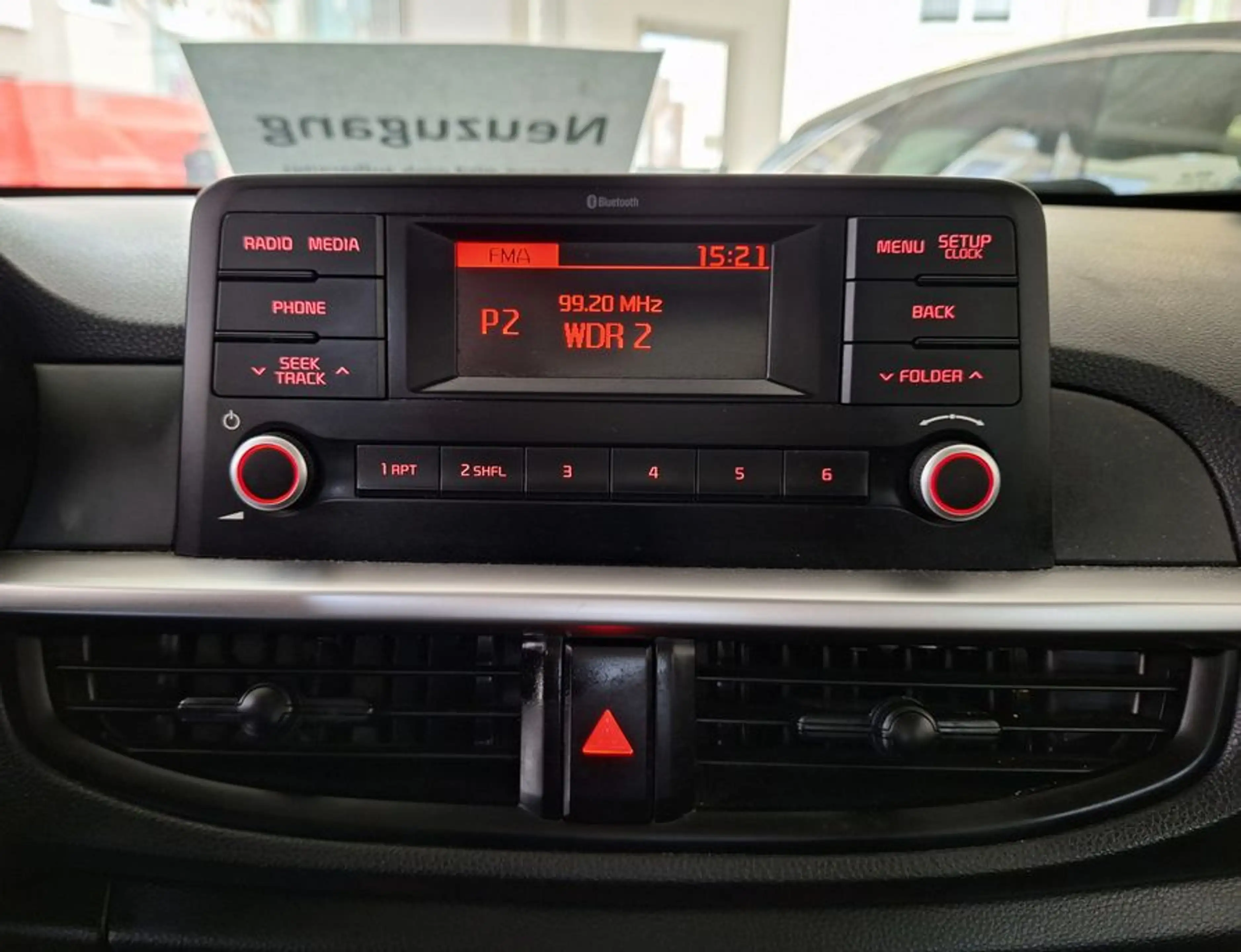 Kia Picanto Edition 1.Hand Lenk/Sitzheizung Scheckheft Garantie — photo 9