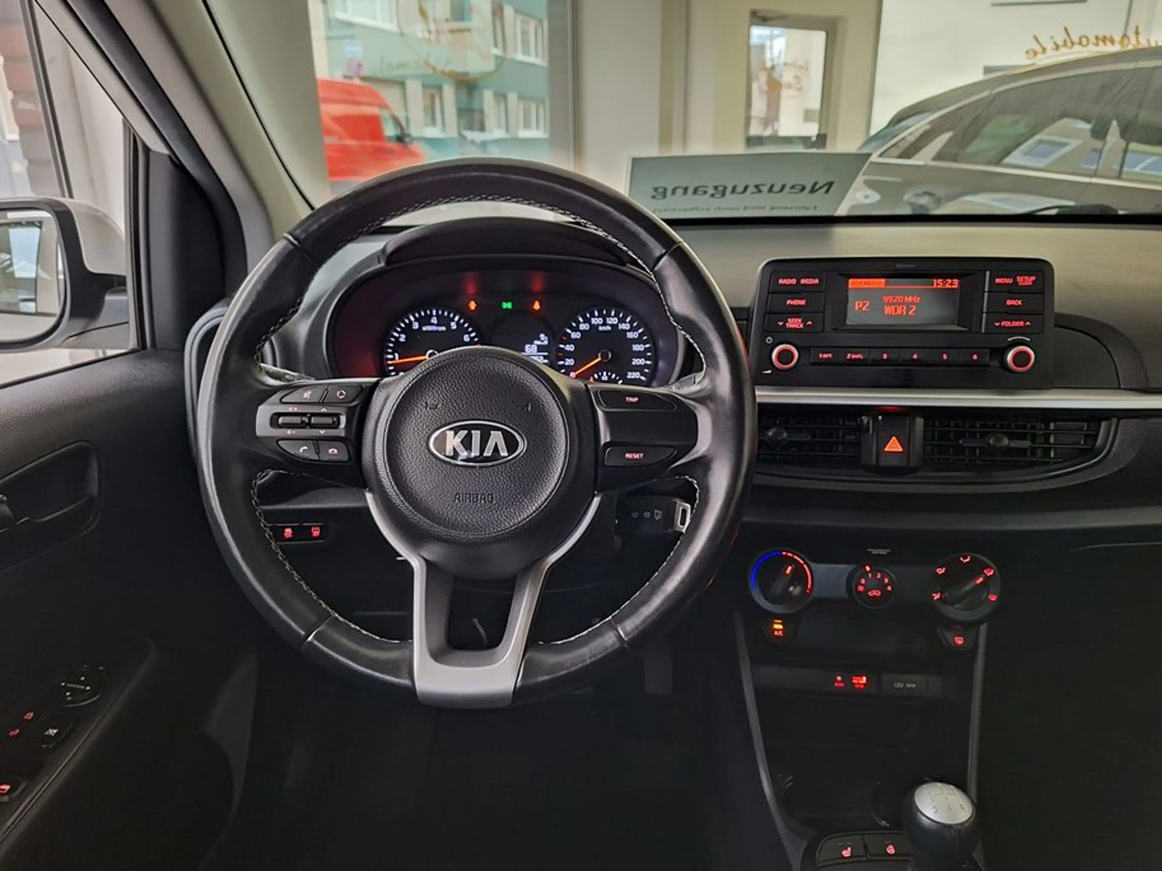 Kia Picanto Edition 1.Hand Lenk/Sitzheizung Scheckheft Garantie — photo 6