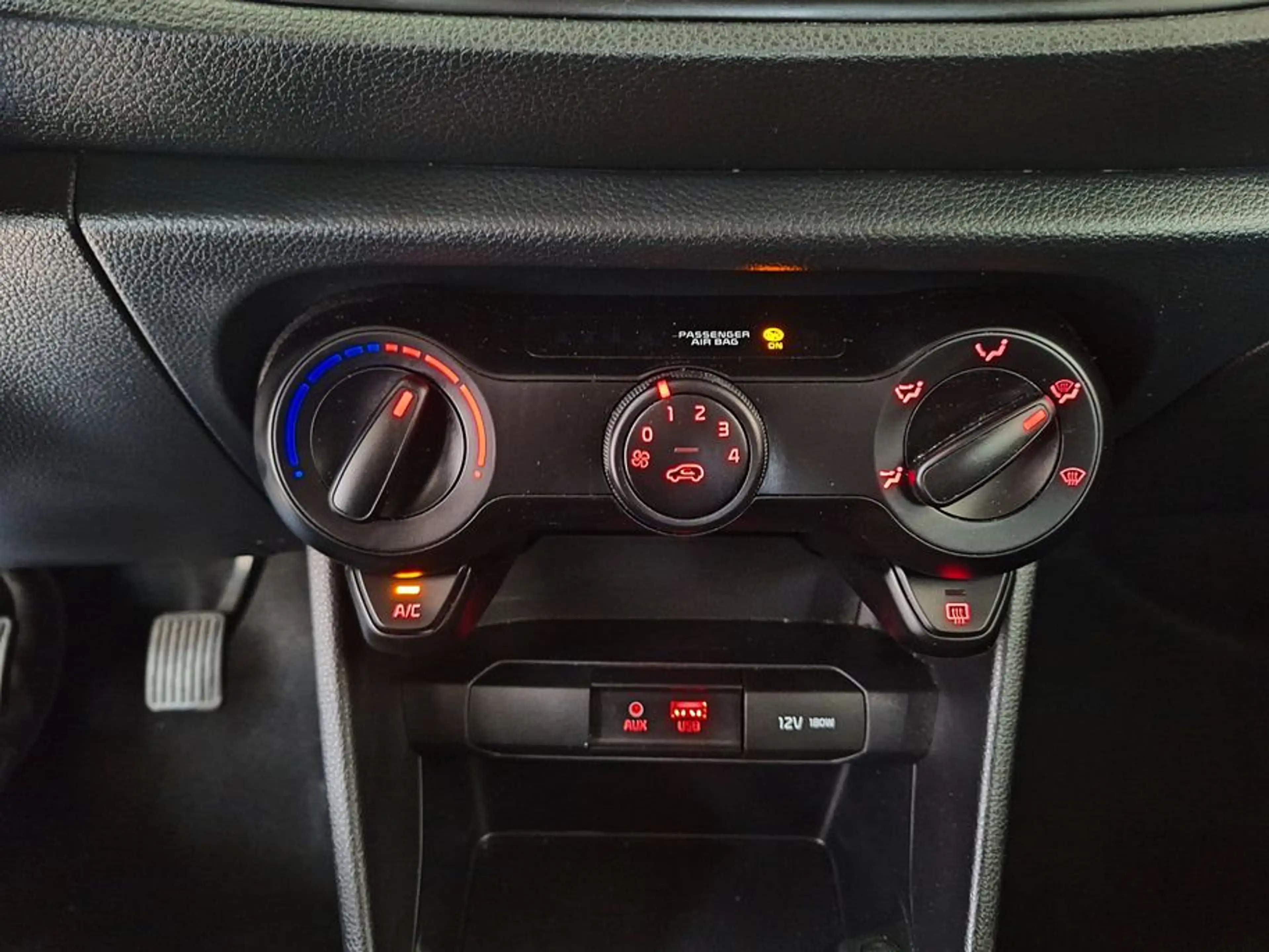 Kia Picanto Edition 1.Hand Lenk/Sitzheizung Scheckheft Garantie — photo 7