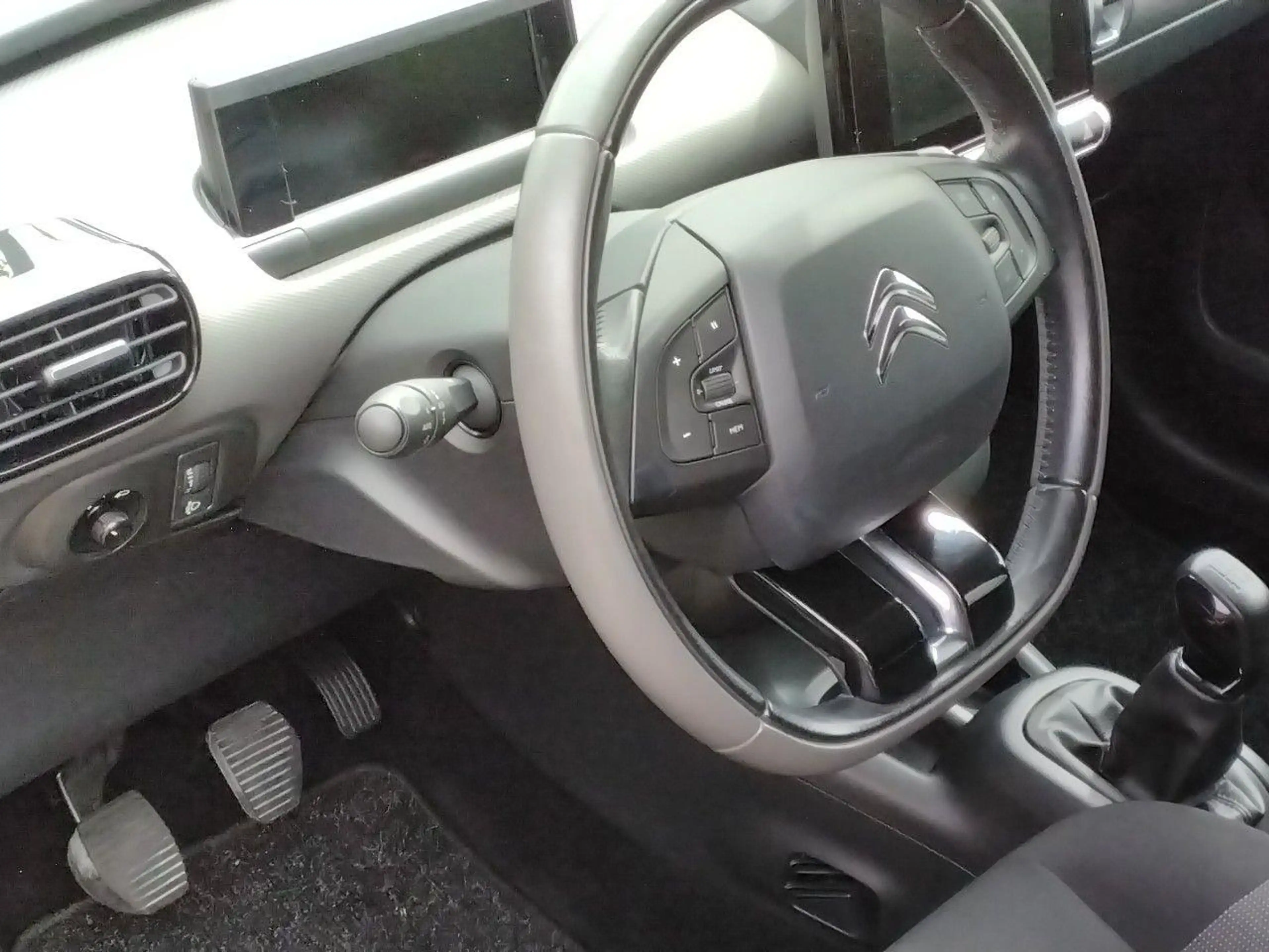 Citroen C4 Cactus Shine — photo 14