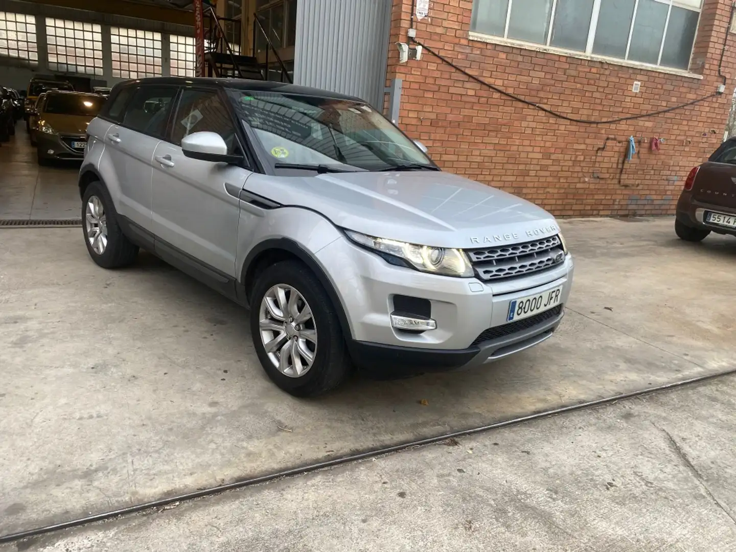 Land Rover Range Rover Evoque 2.2L SD4 Prestige 4x4 190 Aut. Plateado - 1