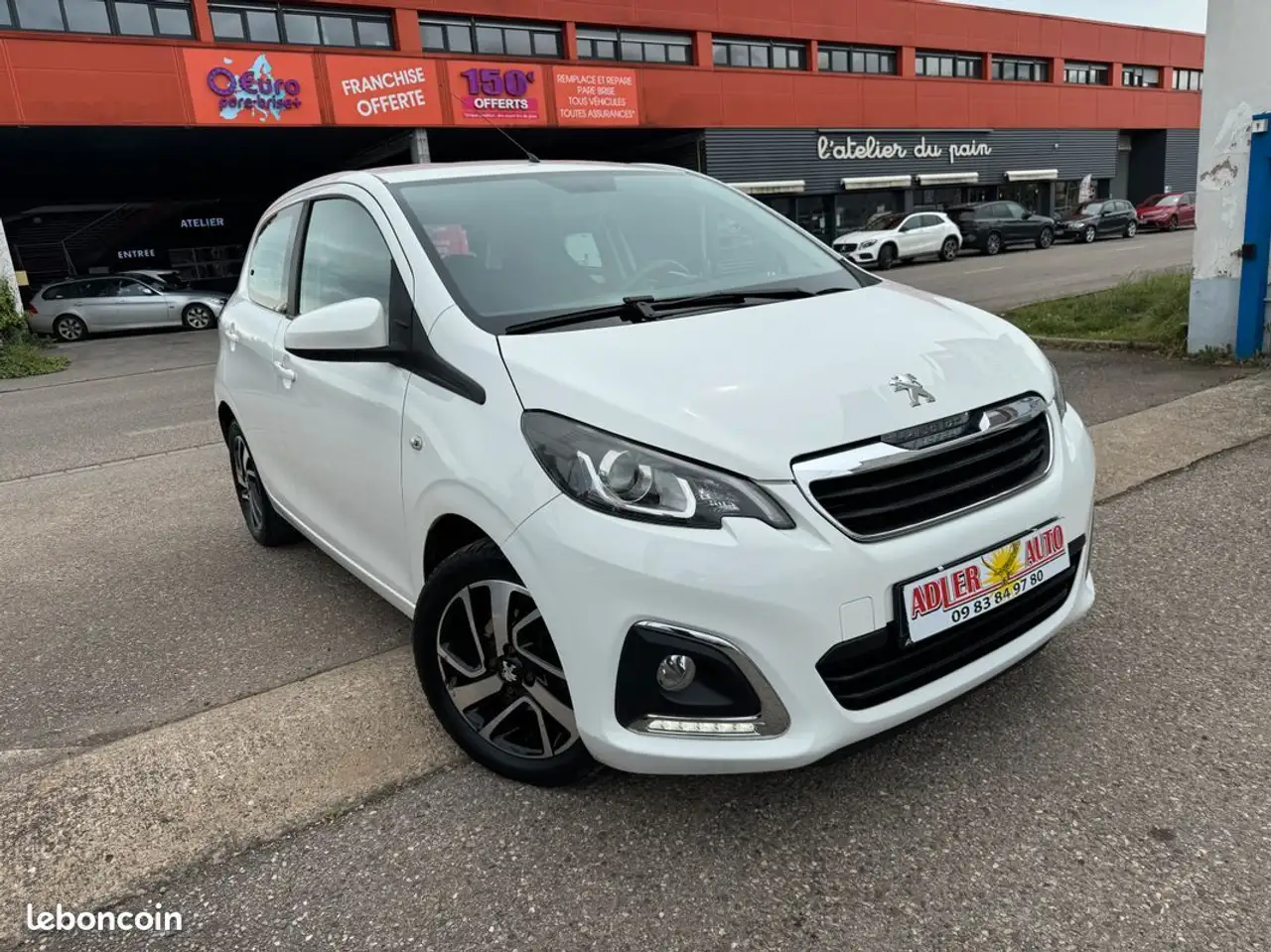 Peugeot 108 1.2i 82 CH ALLURE 5P
