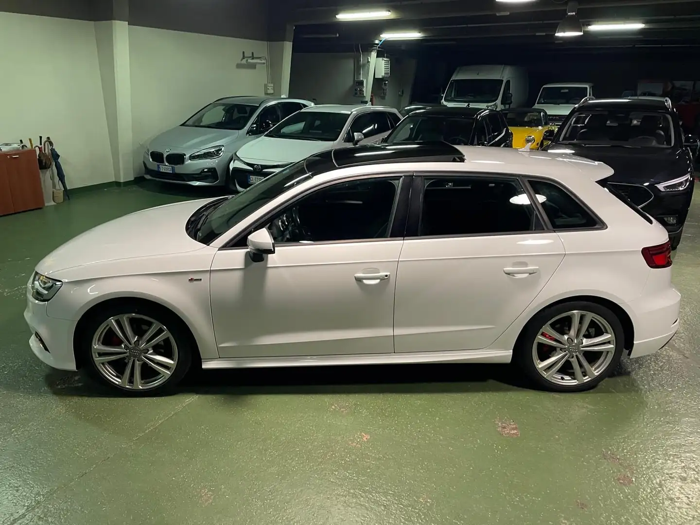 Audi A3 Sportback 2.0 tdi S-Line 150cv Tetto Apribile Bianco - 1
