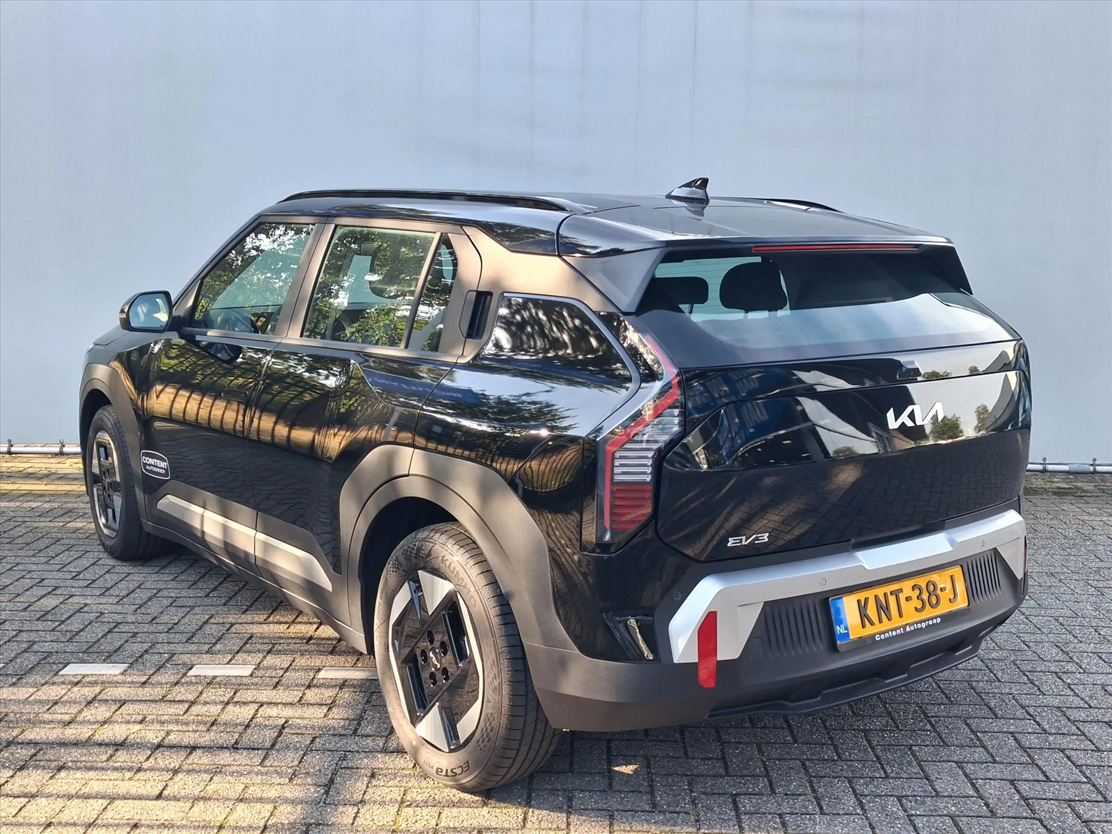 Kia EV3 81,4 kWh 204pk Air — photo 3