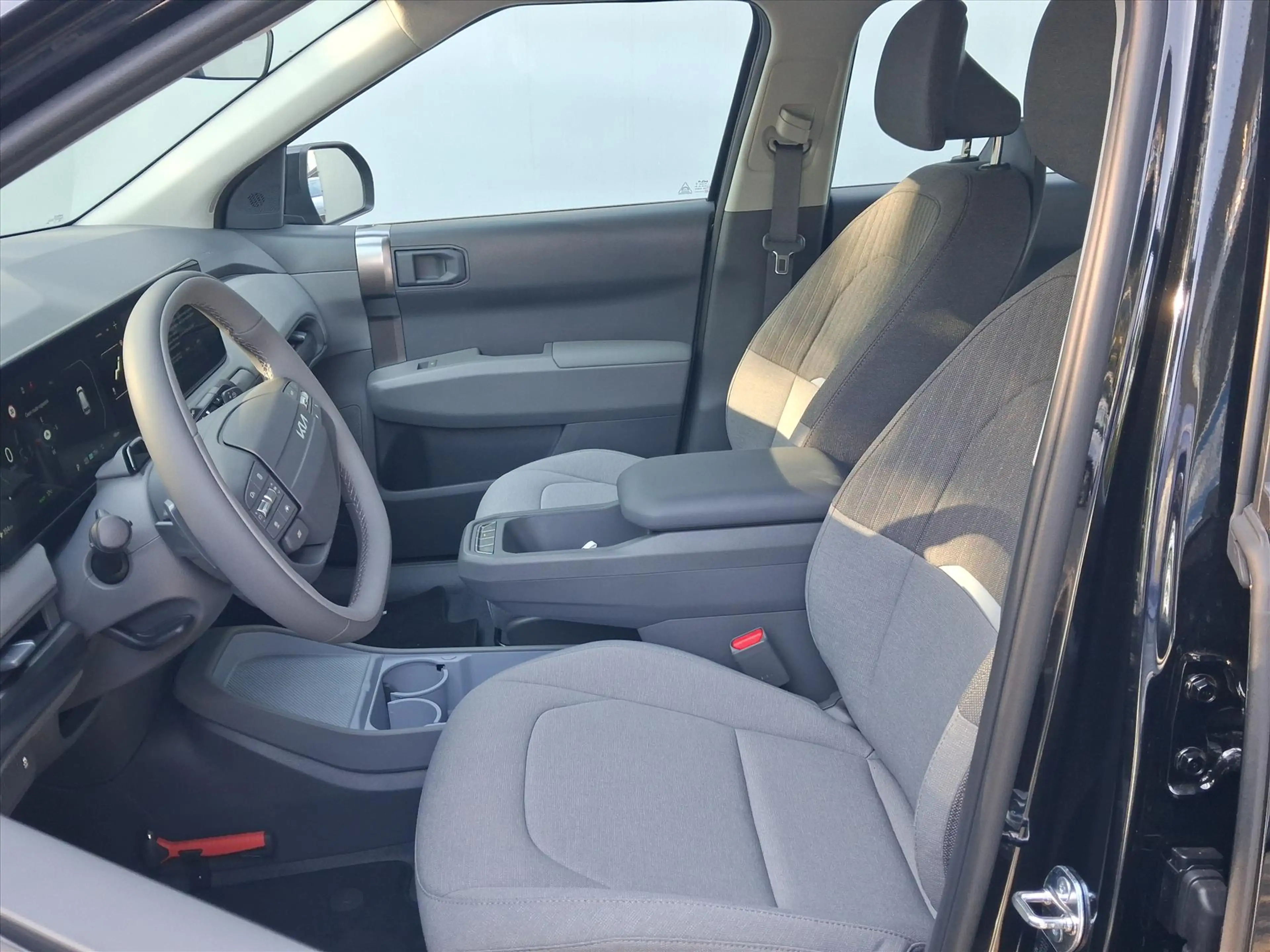 Kia EV3 81,4 kWh 204pk Air — photo 7