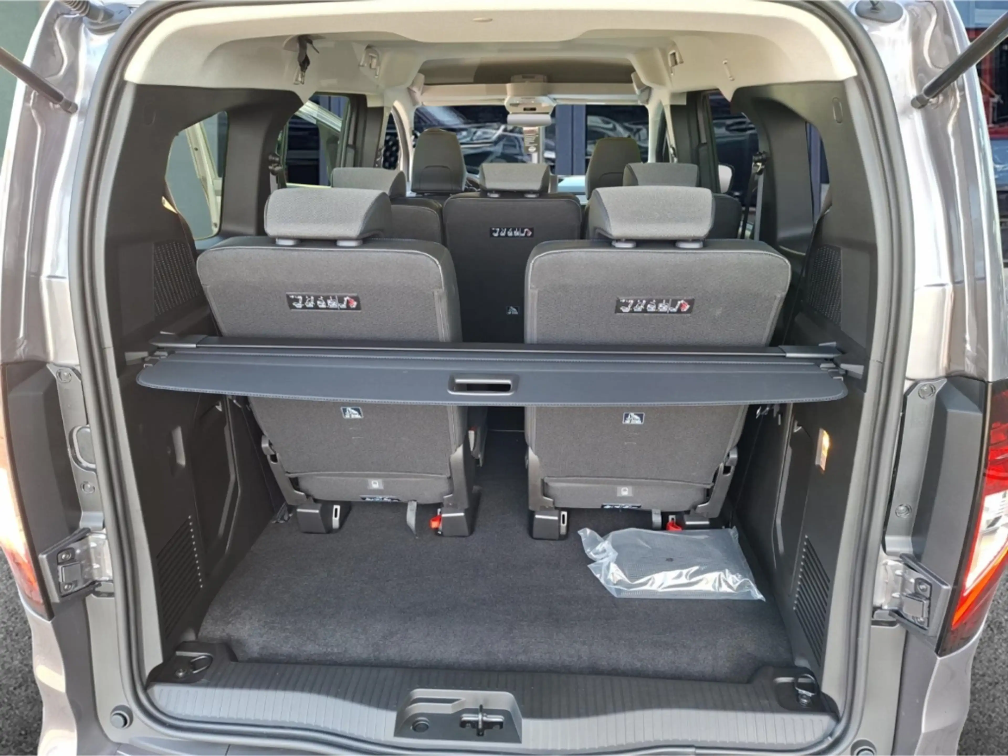 Nissan Townstar Tekna Kombi L2 130 DIG-T °LED°Navi°SHZ° — photo 6