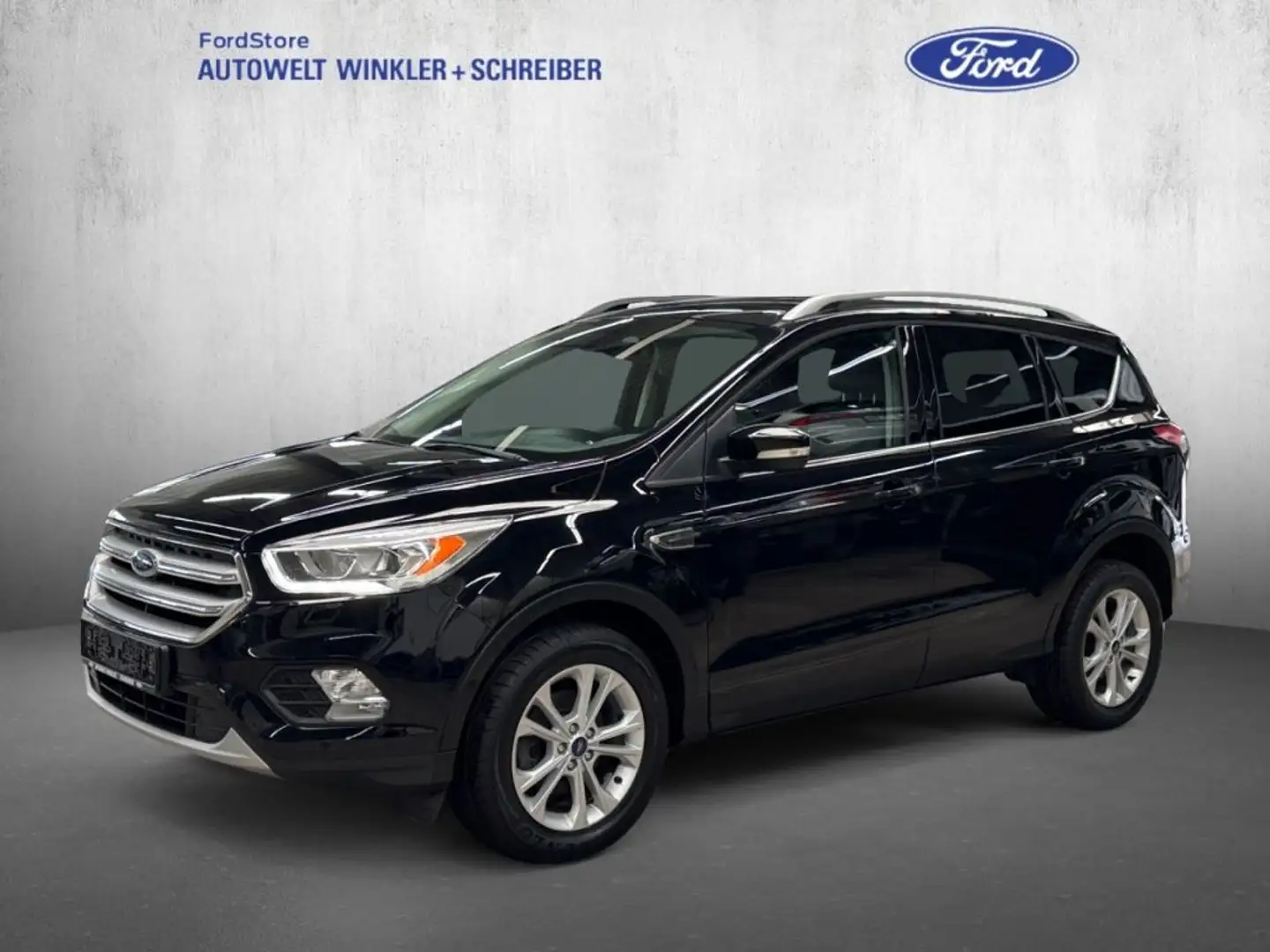 Ford Kuga 1.5 EcoBoost 2x4 Titanium Schwarz - 1