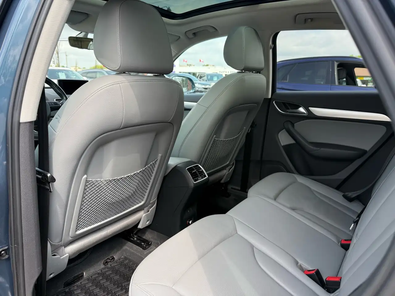Audi Q3 photo Audi Q3