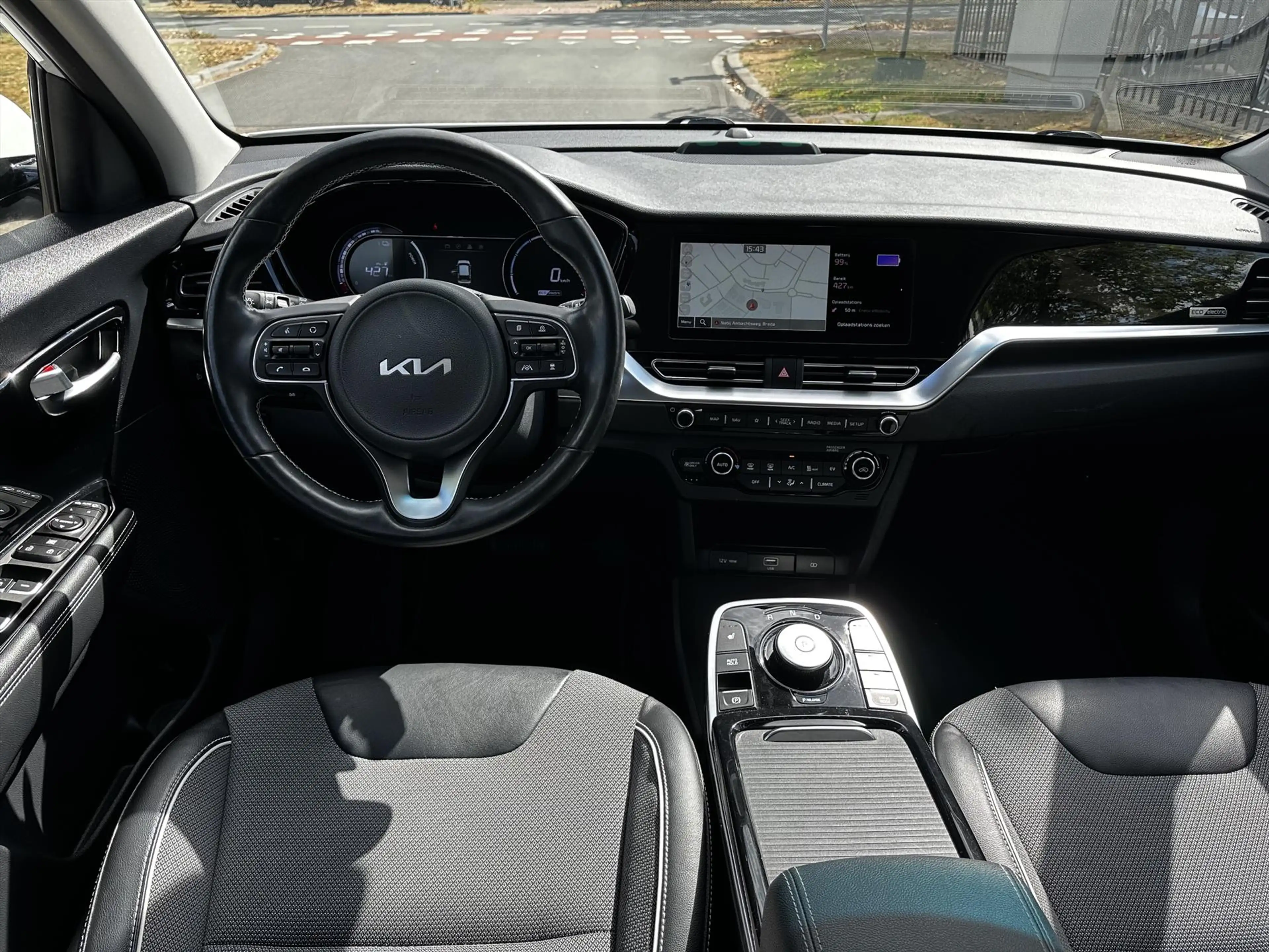 Kia e-Niro 64kWh 204pk Aut Edition ( SOH 99% ) Apple Carplay — photo 2