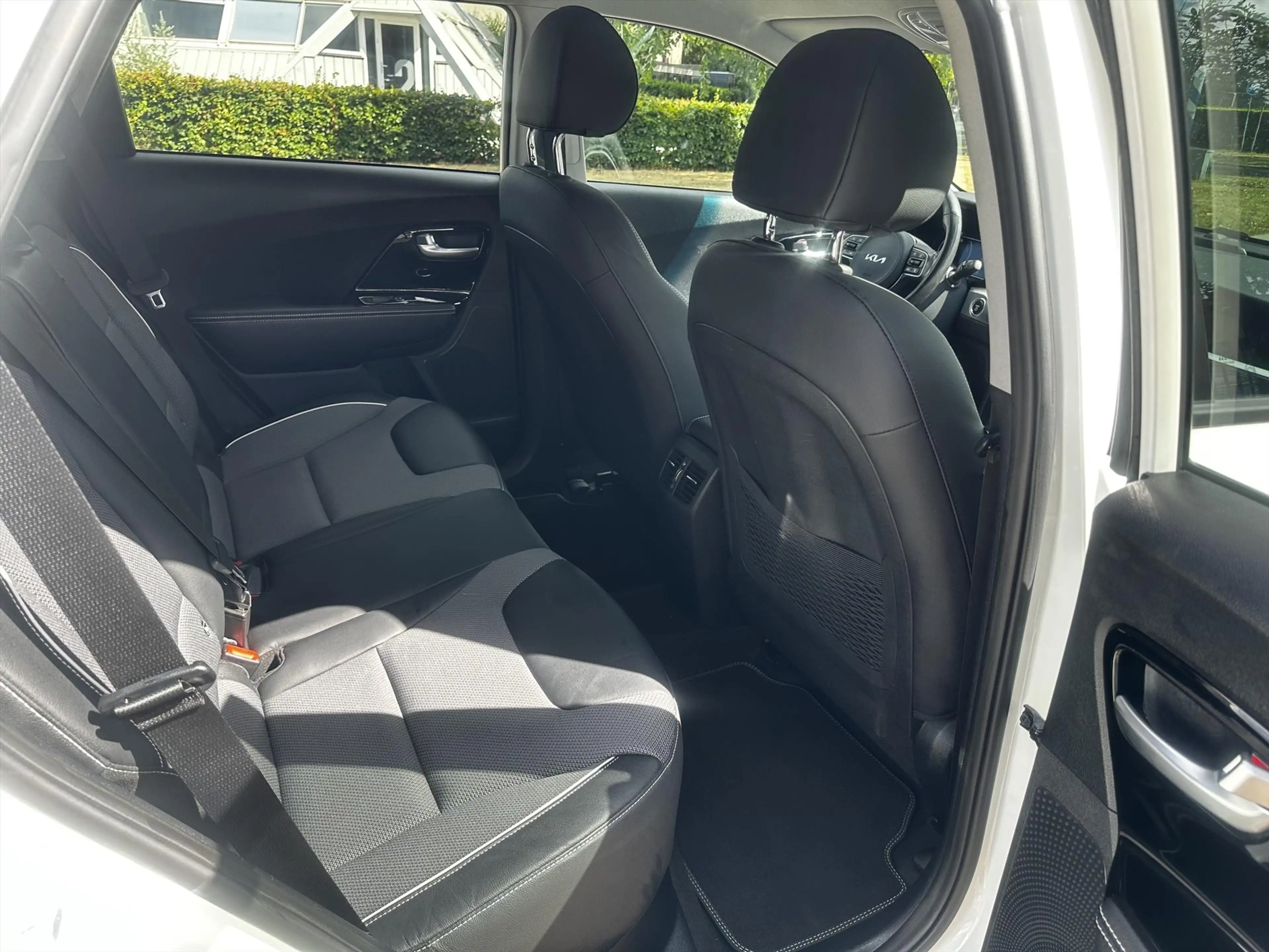 Kia e-Niro 64kWh 204pk Aut Edition ( SOH 99% ) Apple Carplay — photo 24