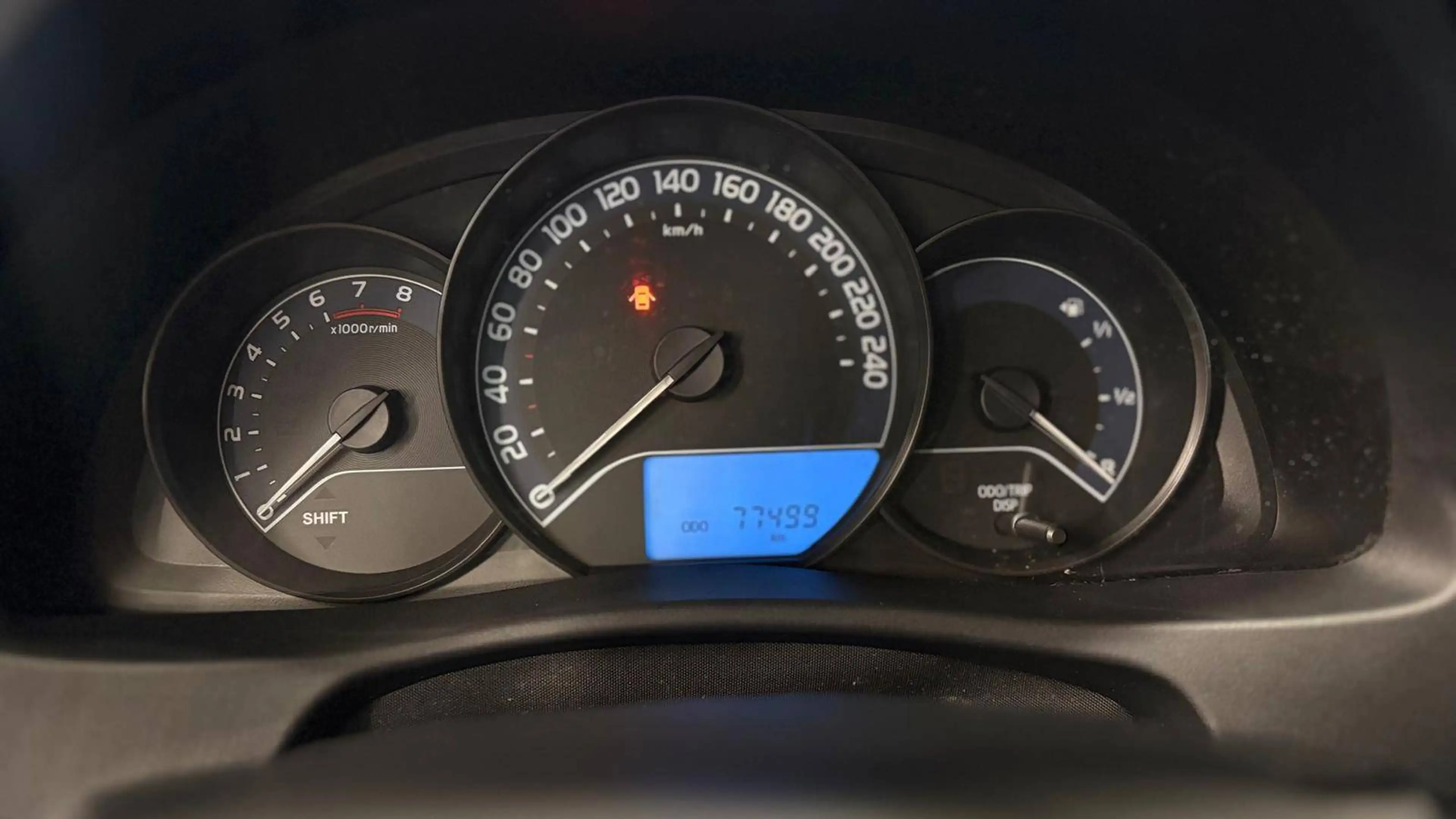 Toyota Auris 1.33i VVT-i bj. 11/2015 78000km Euro 6 — photo 11