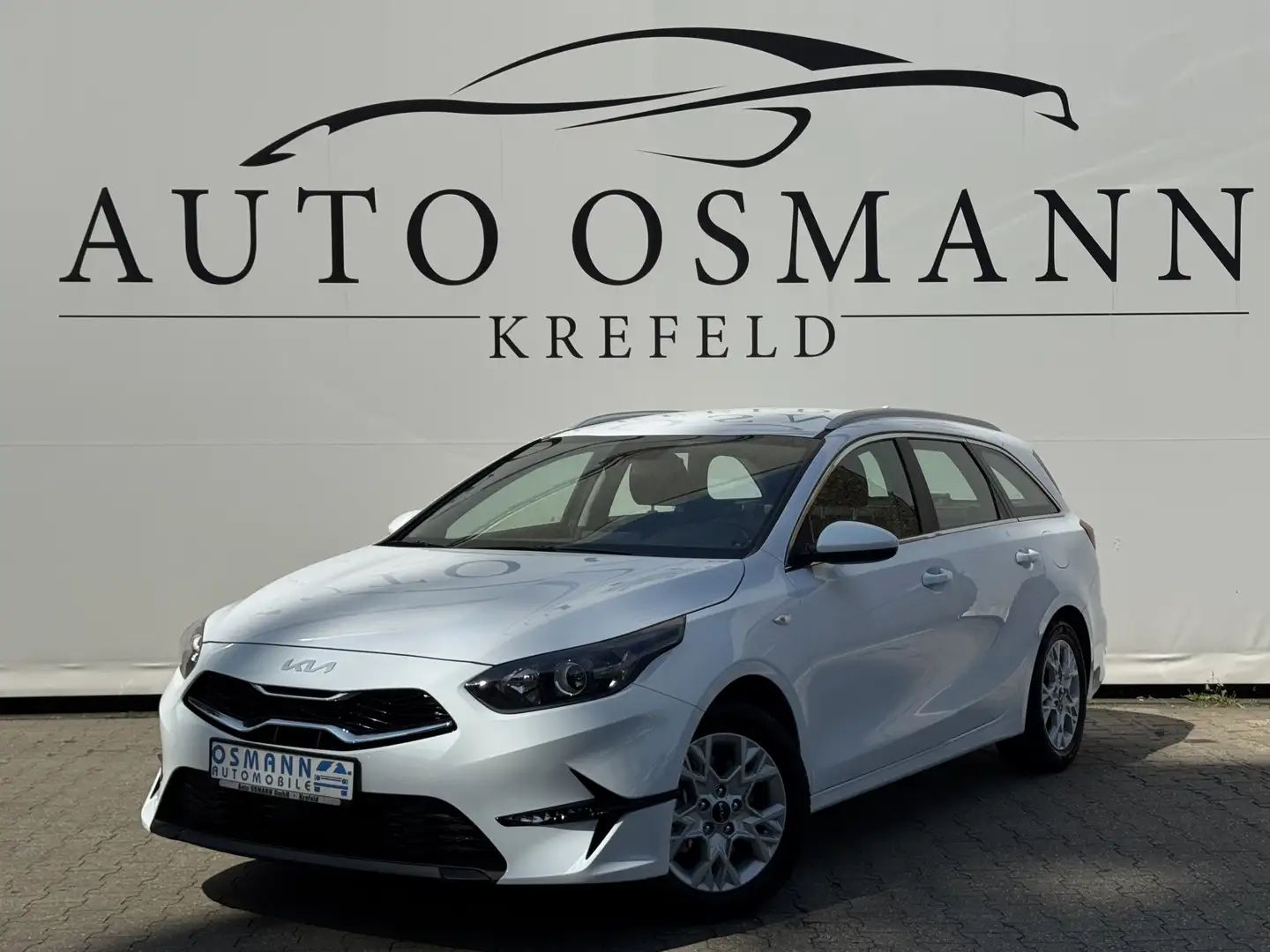 Kia Ceed / cee'd SW 1.6 CRDi DCT7 Vision   ACC   RFK   DAB+ Blanc - 1