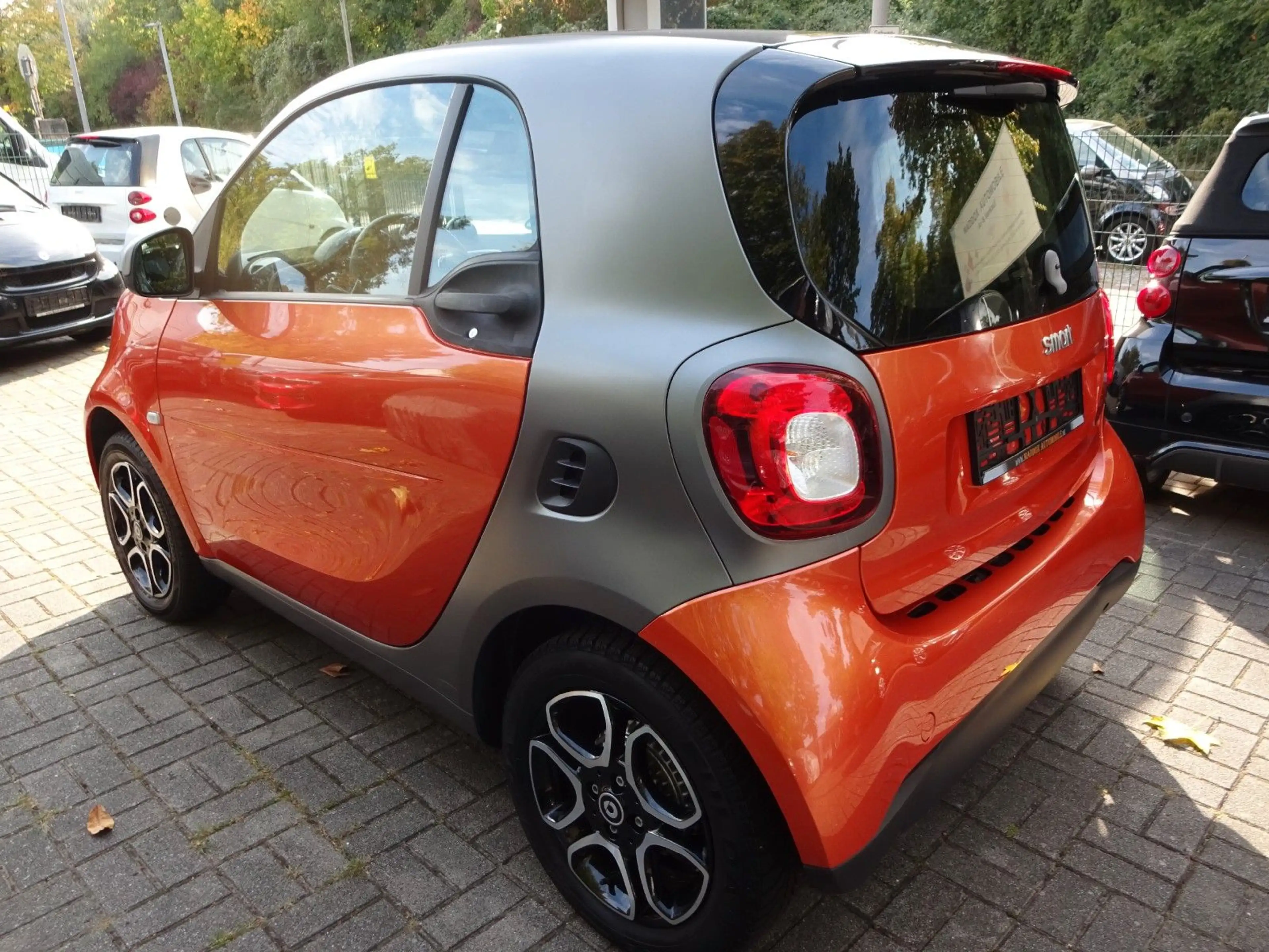 smart forTwo coupe ,Navi,R-Kamera,Leder,Panorama,TOP — photo 7