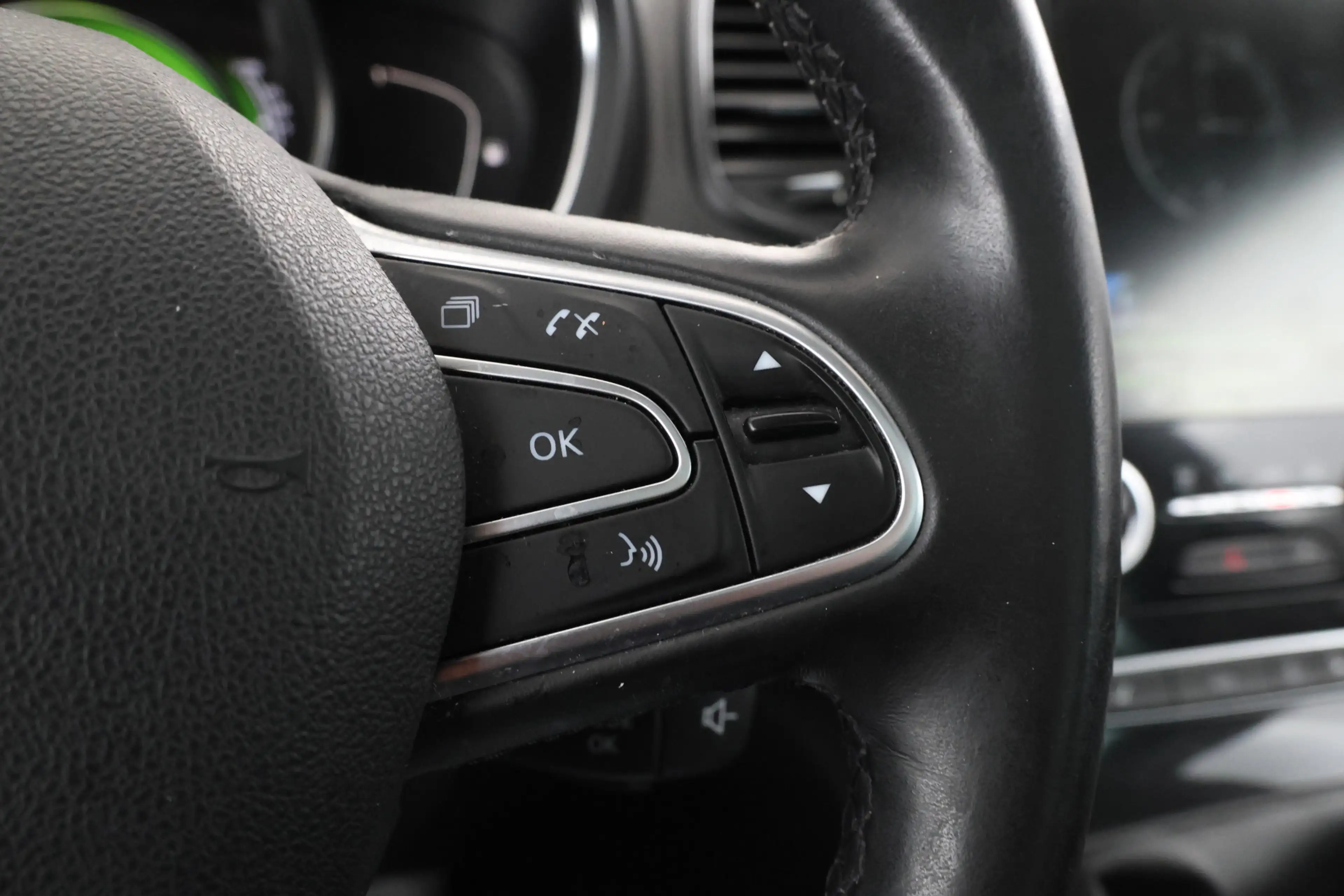 Renault Scenic 1.2 TCe Bose Volleder, Bose, Navigatie — photo 18