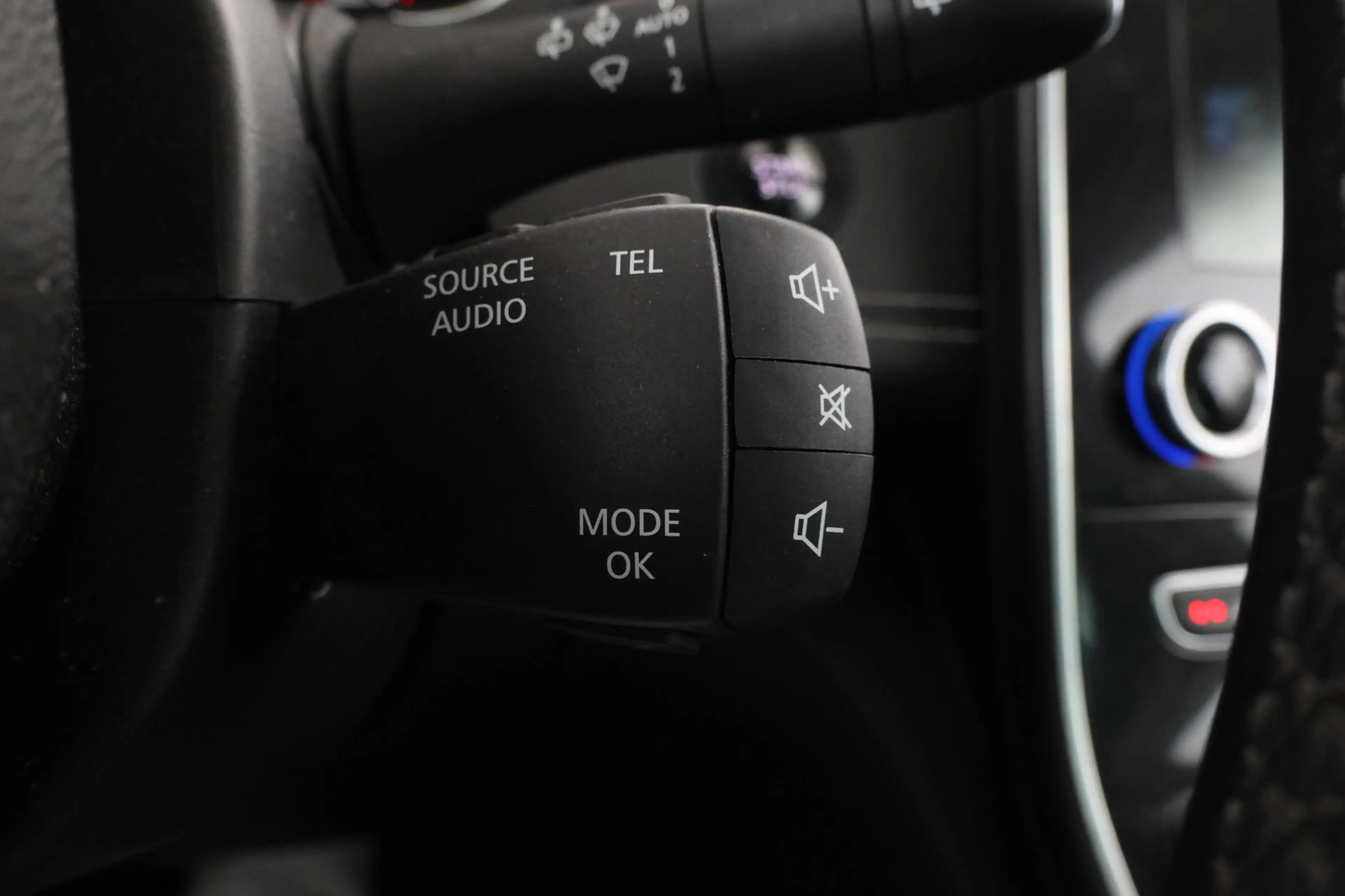 Renault Scenic 1.2 TCe Bose Volleder, Bose, Navigatie — photo 21