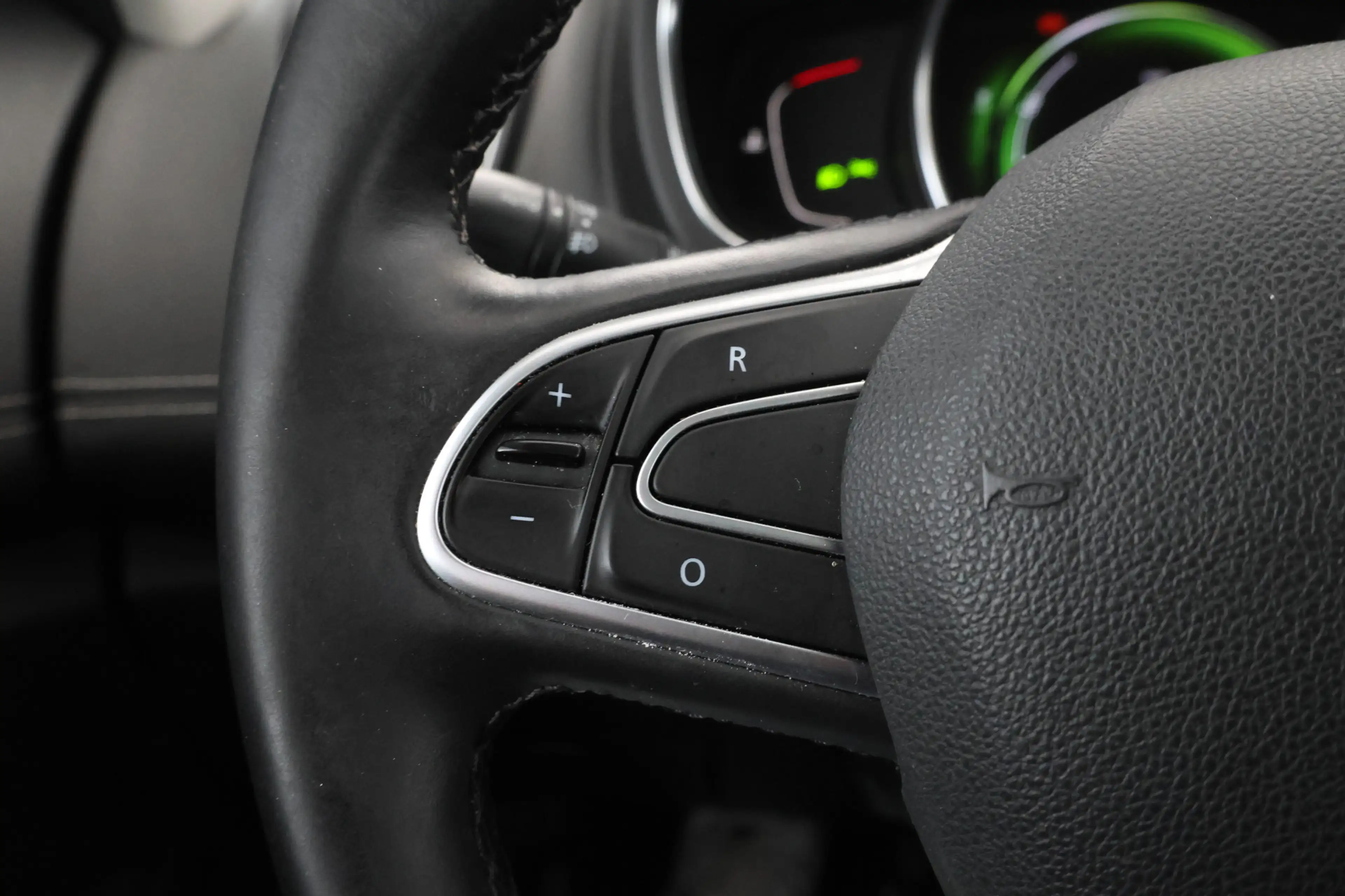 Renault Scenic 1.2 TCe Bose Volleder, Bose, Navigatie — photo 17