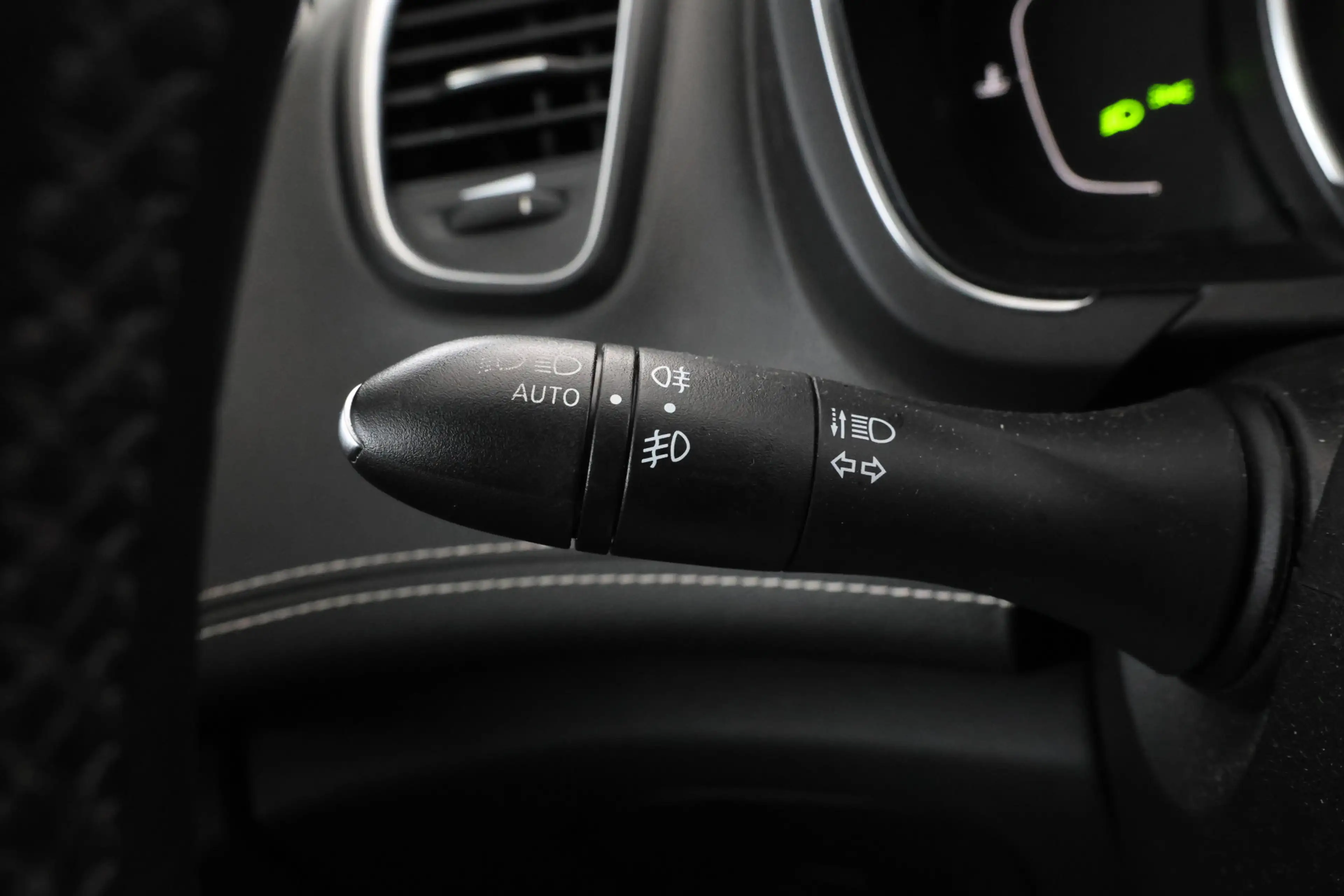 Renault Scenic 1.2 TCe Bose Volleder, Bose, Navigatie — photo 19