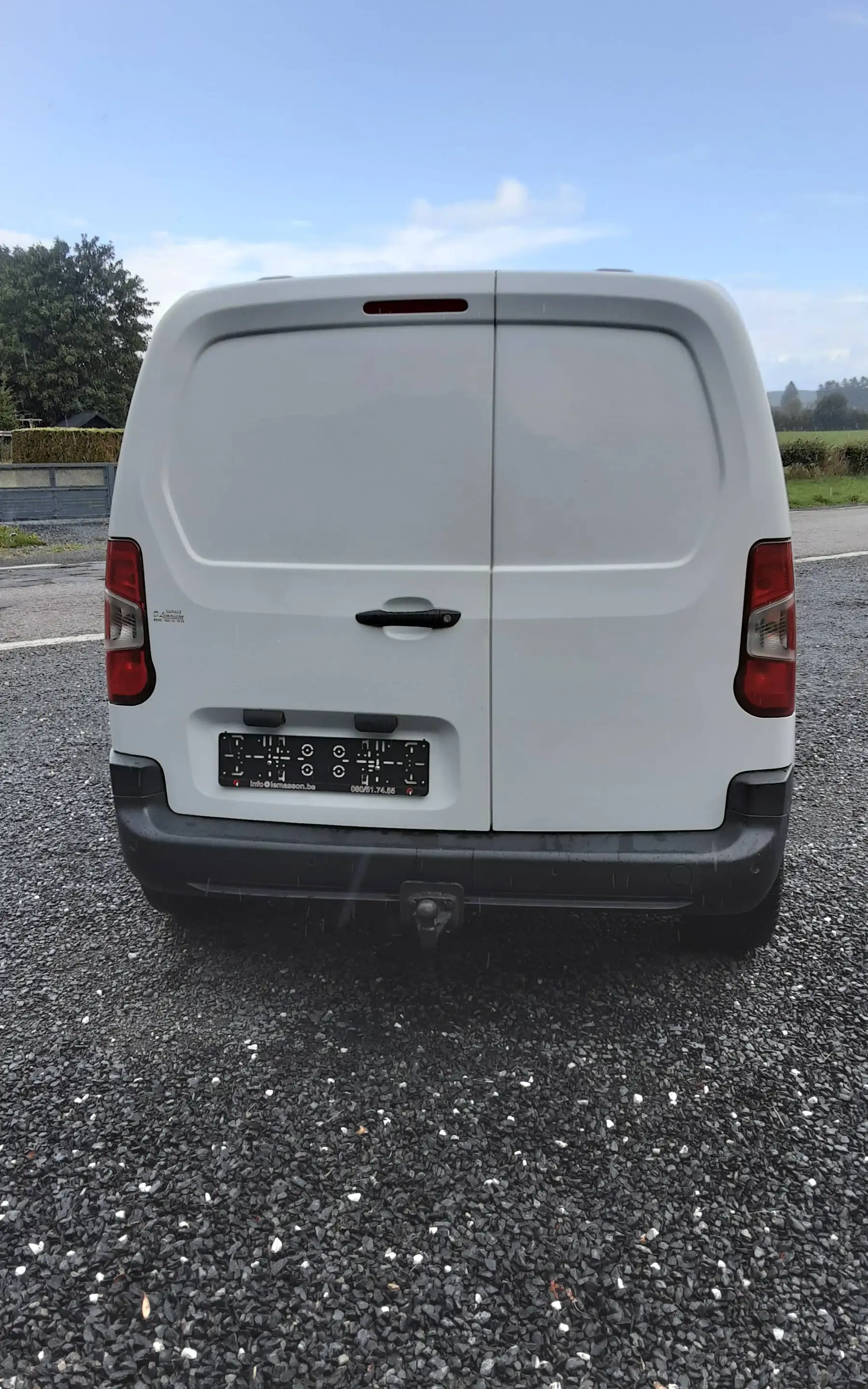 Peugeot Partner utilitaire — photo 4