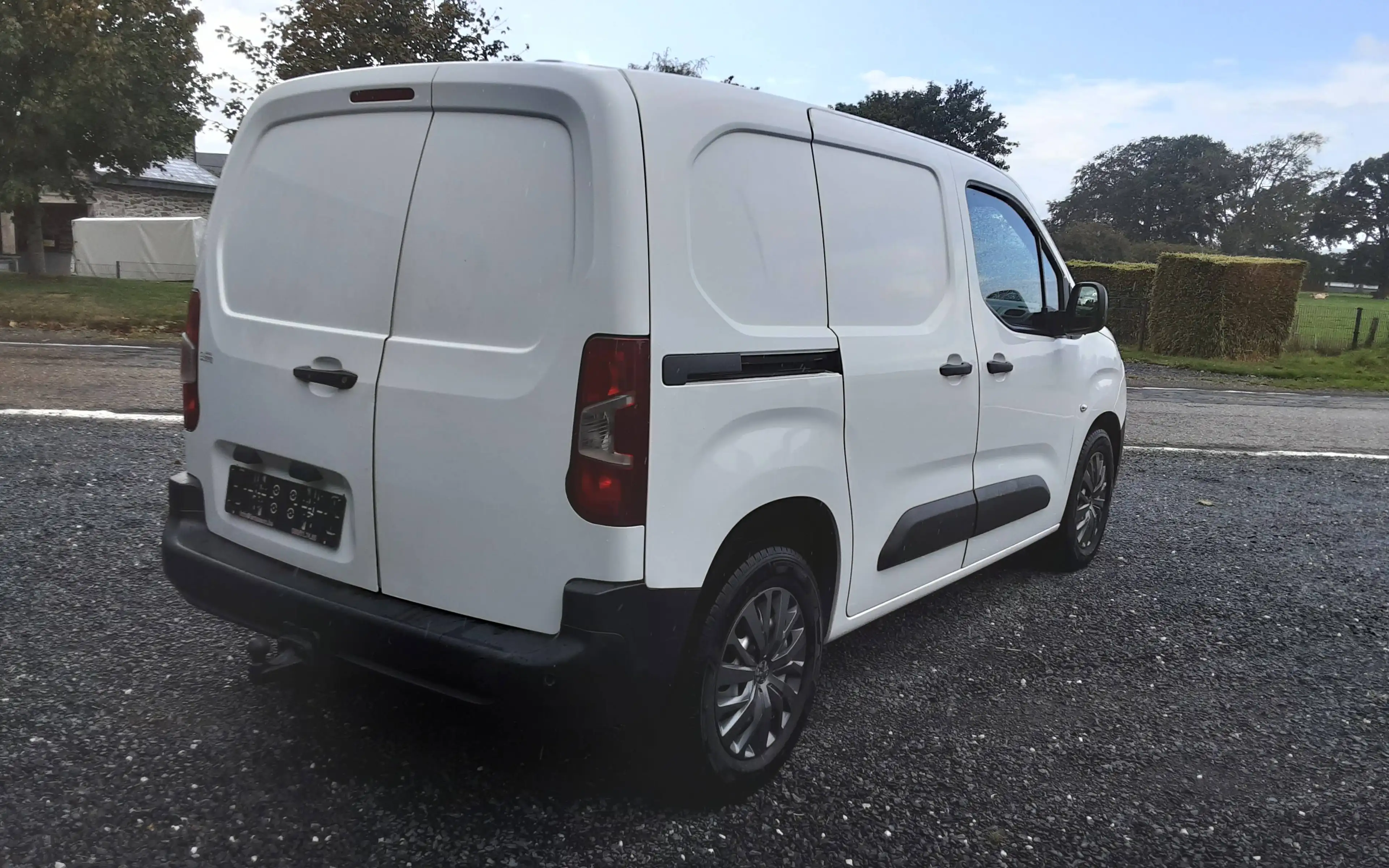 Peugeot Partner utilitaire — photo 5