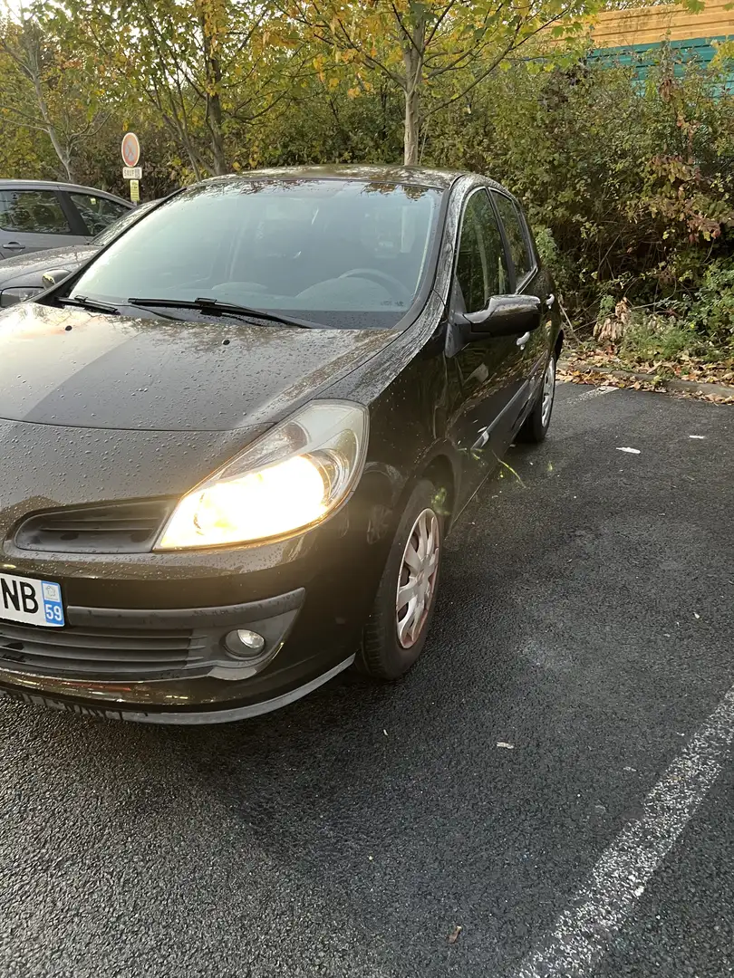 Renault Clio 1.4 16V 100 Pack Authentique - 2